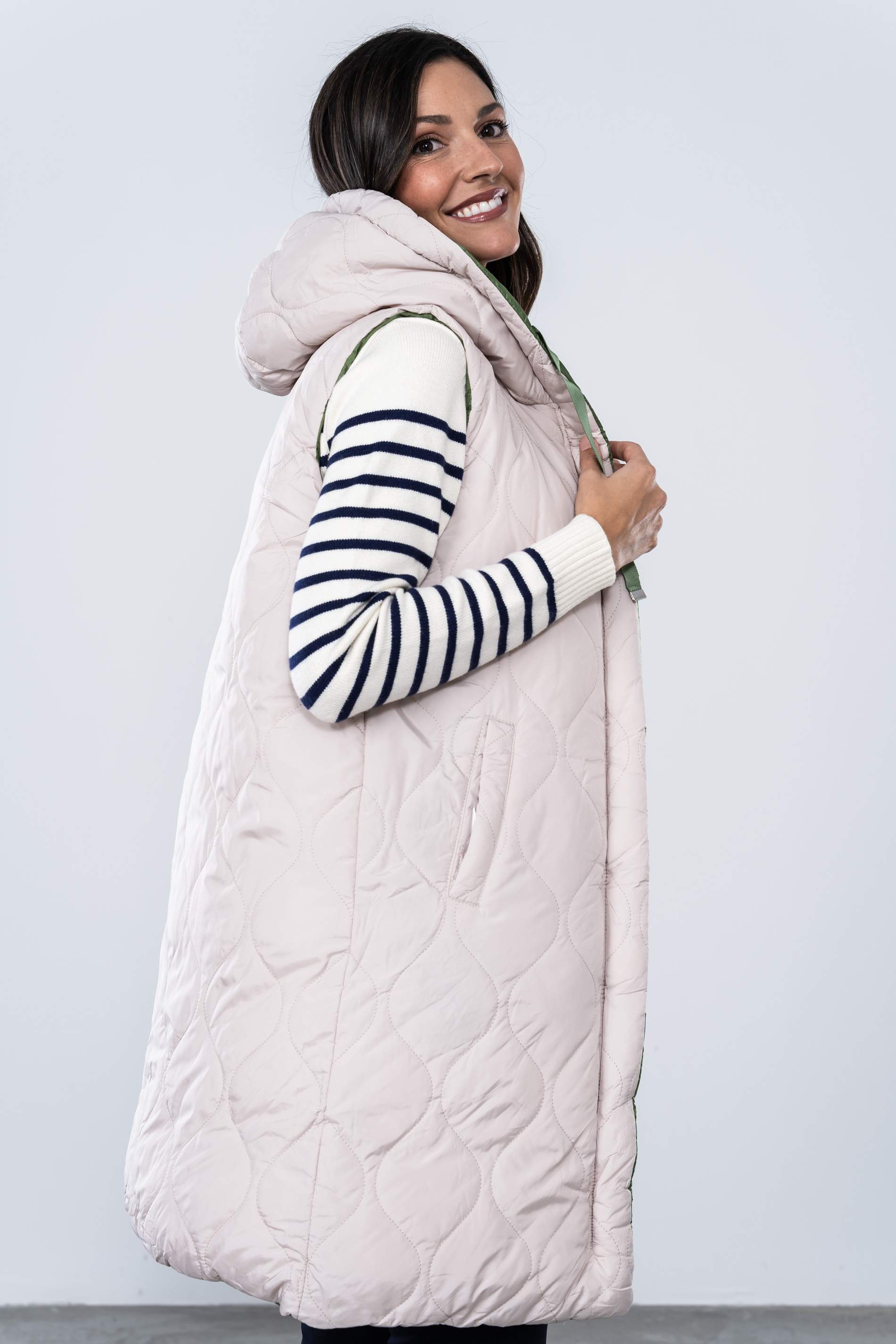 CHALECO REVERSIBLE LARGO VERDE