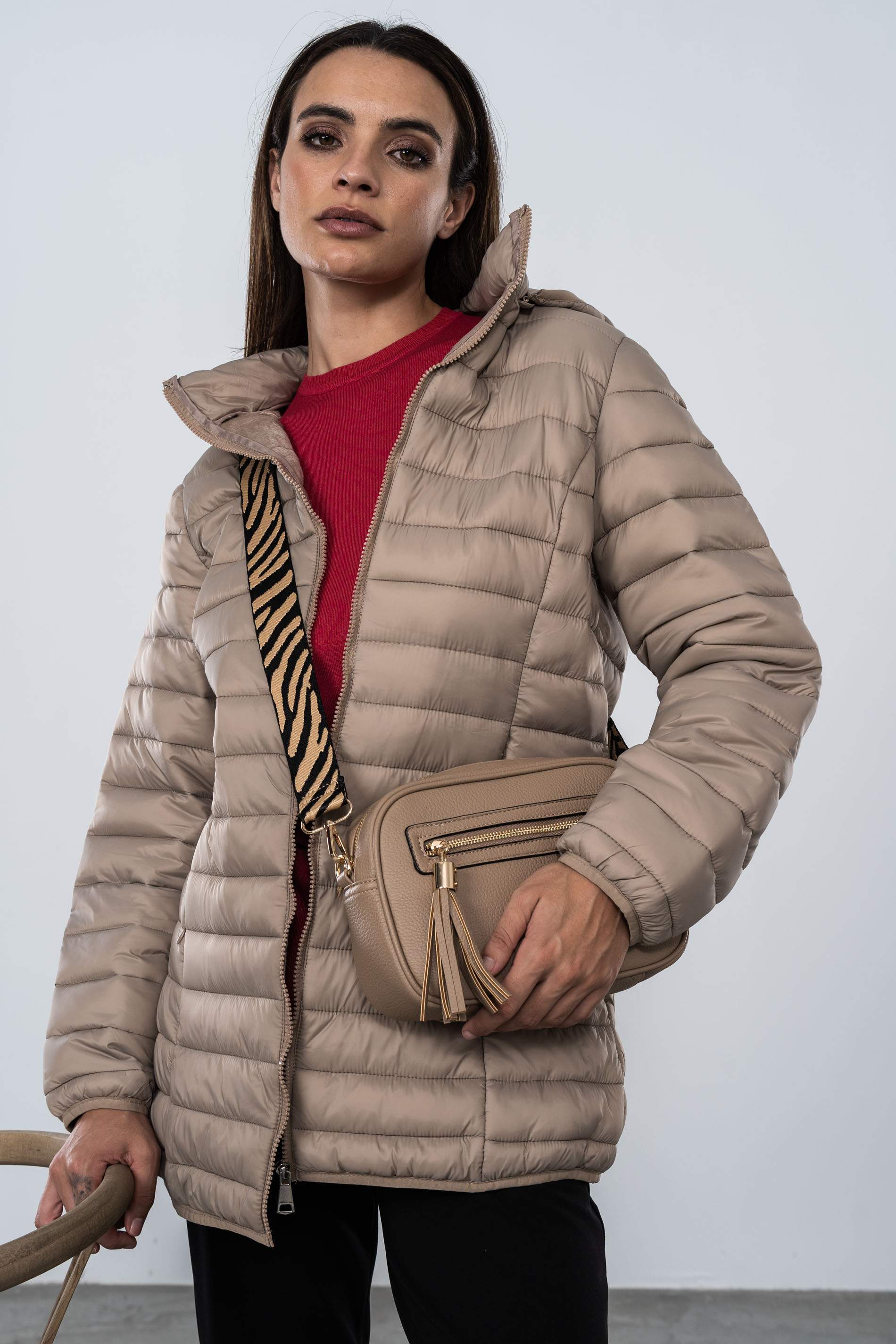 PARKA BOLSILLOS OCULTOS TAUPE