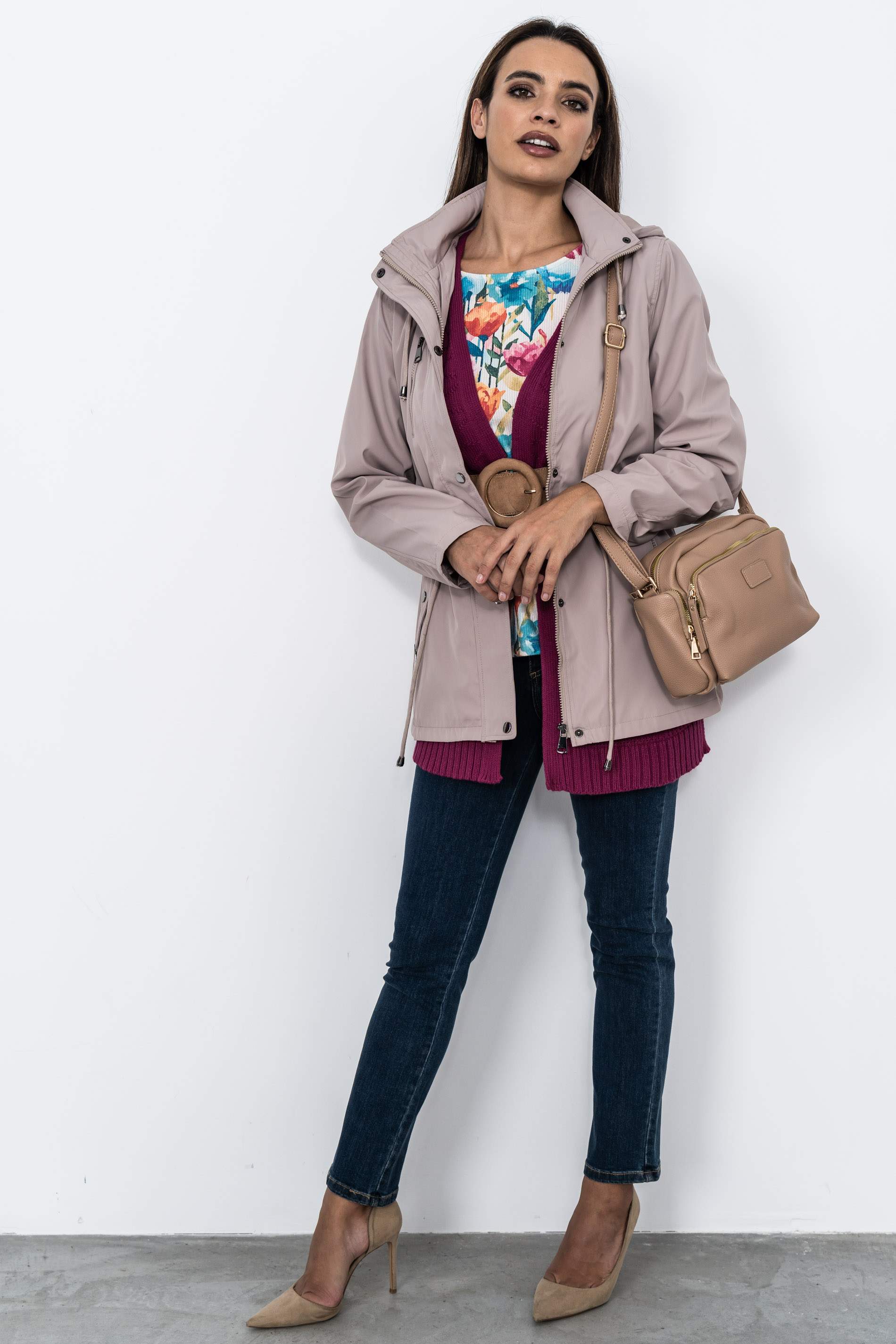 CORTAVIENTO AJUSTE CINTURA BEIGE
