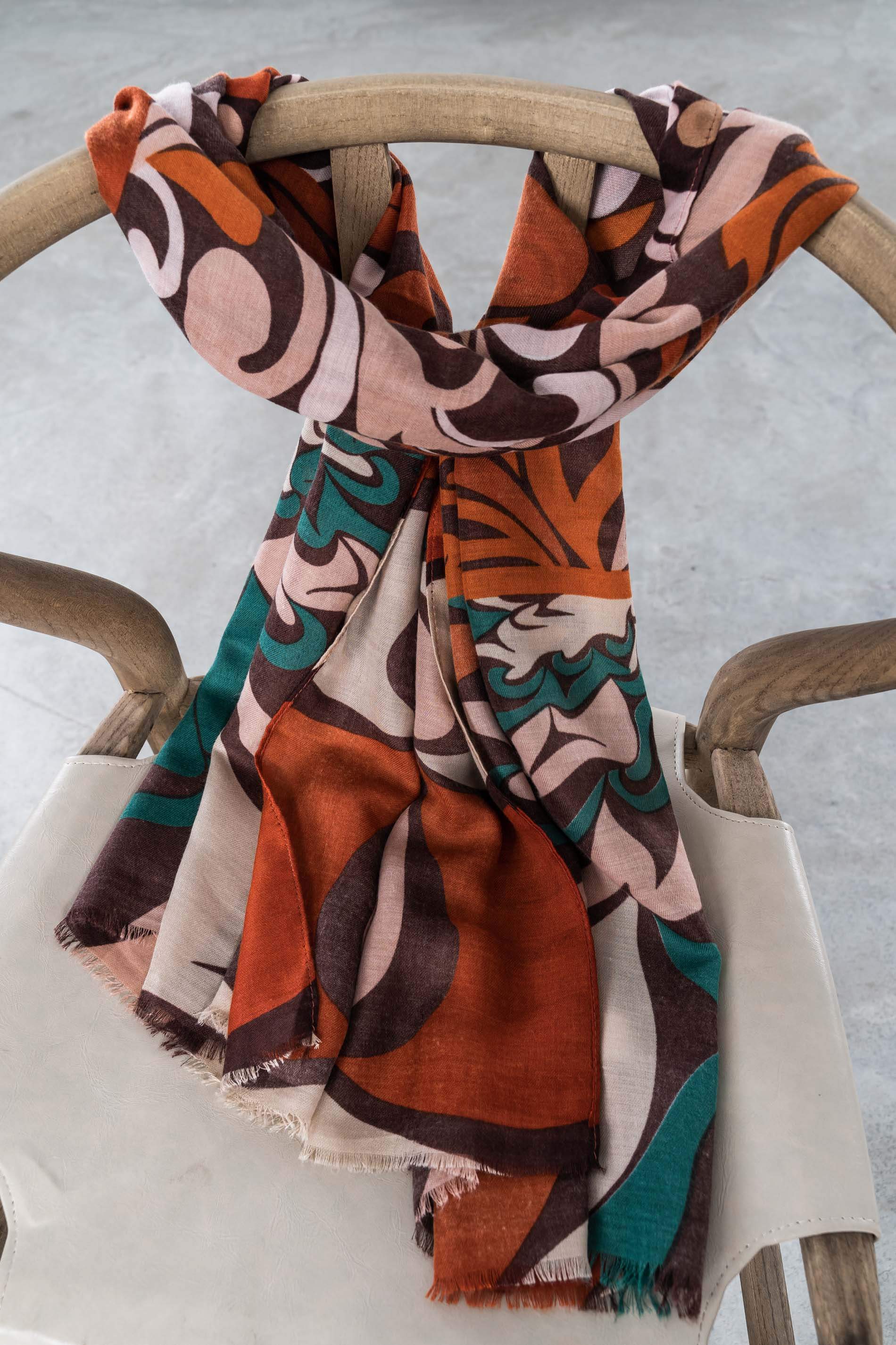 FOULARD DIBUJO RETRO