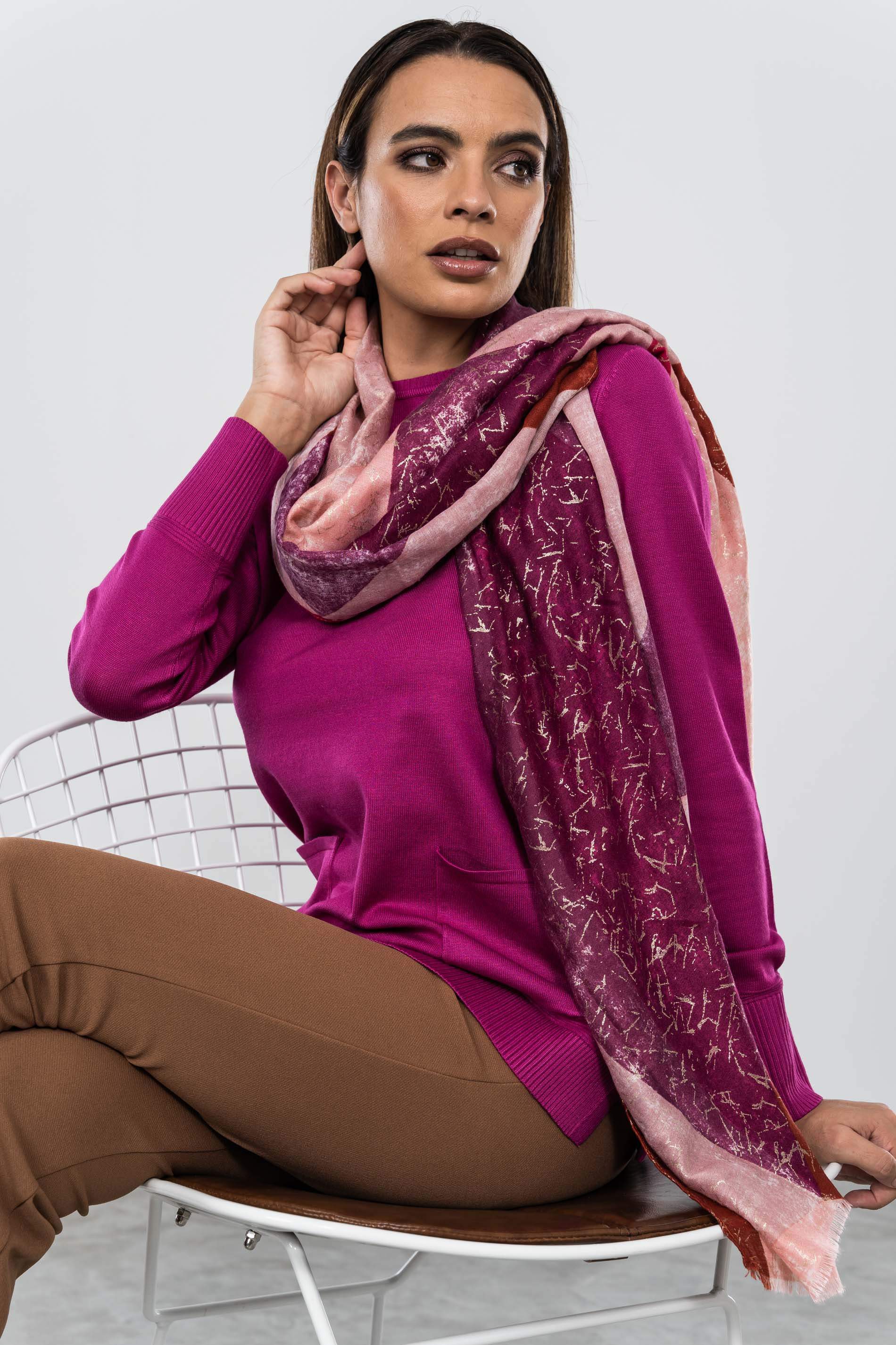 FOULARD BLOQUES DETALLES ORO FUCSIA