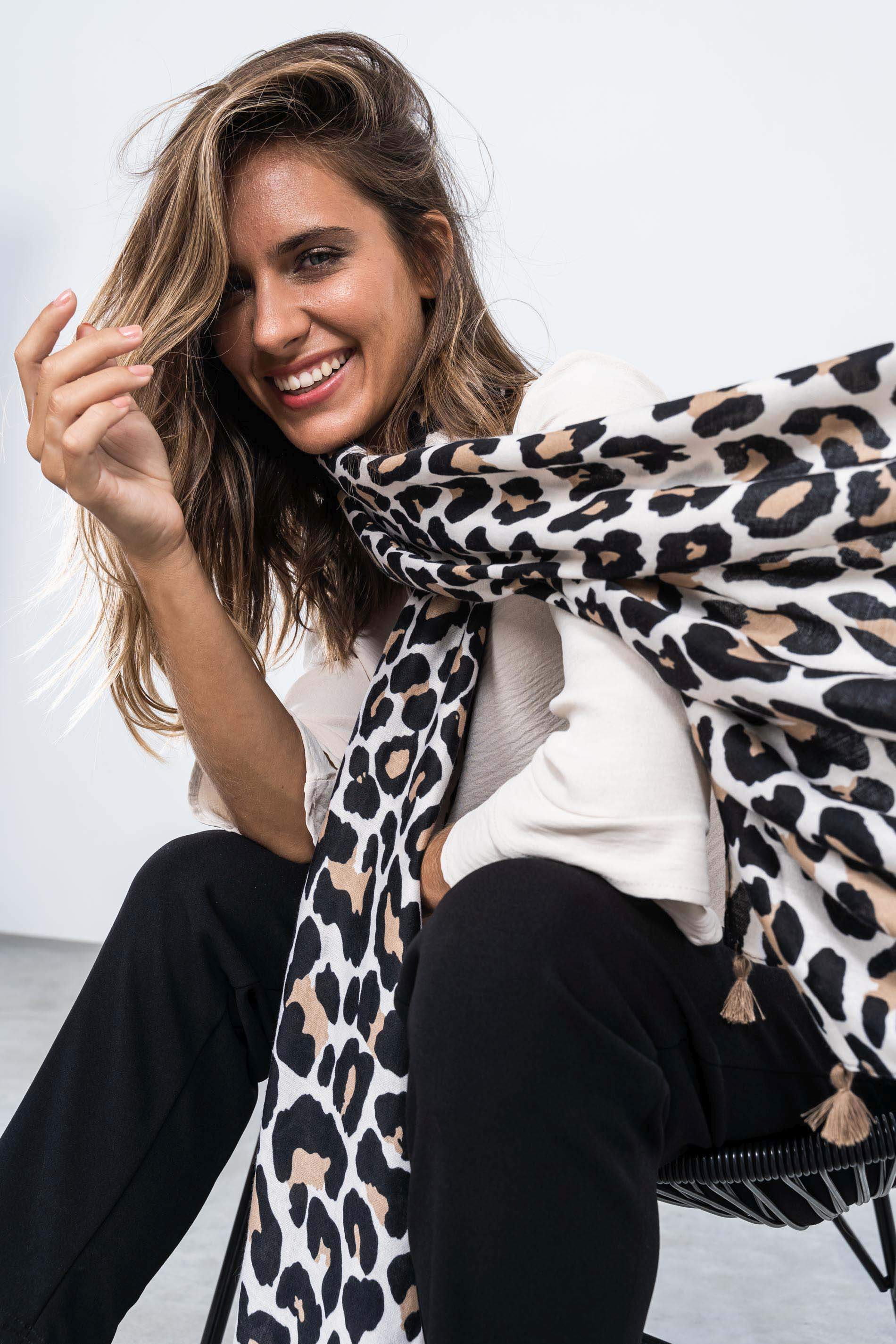 FOULARD ESTAMPADO ANIMAL