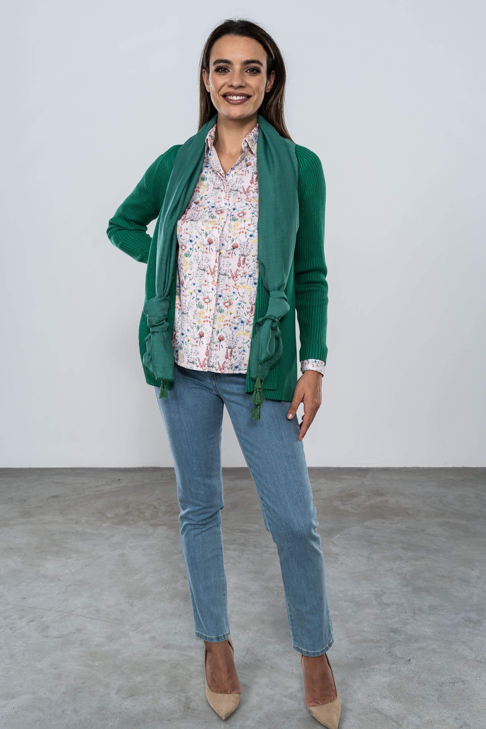 CAMISA FLORES COLOR