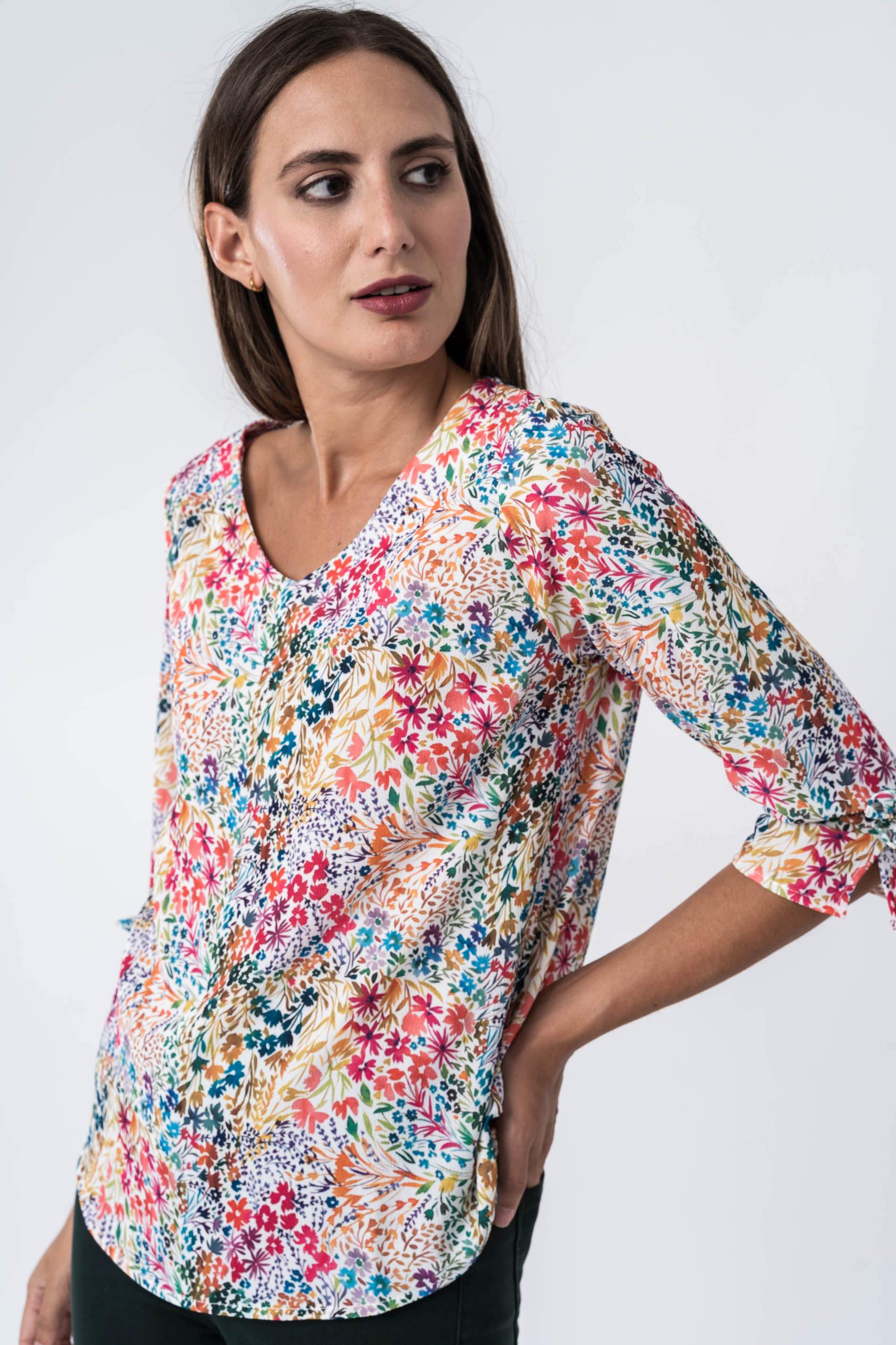 BLUSA LACITOS RAMILLETES