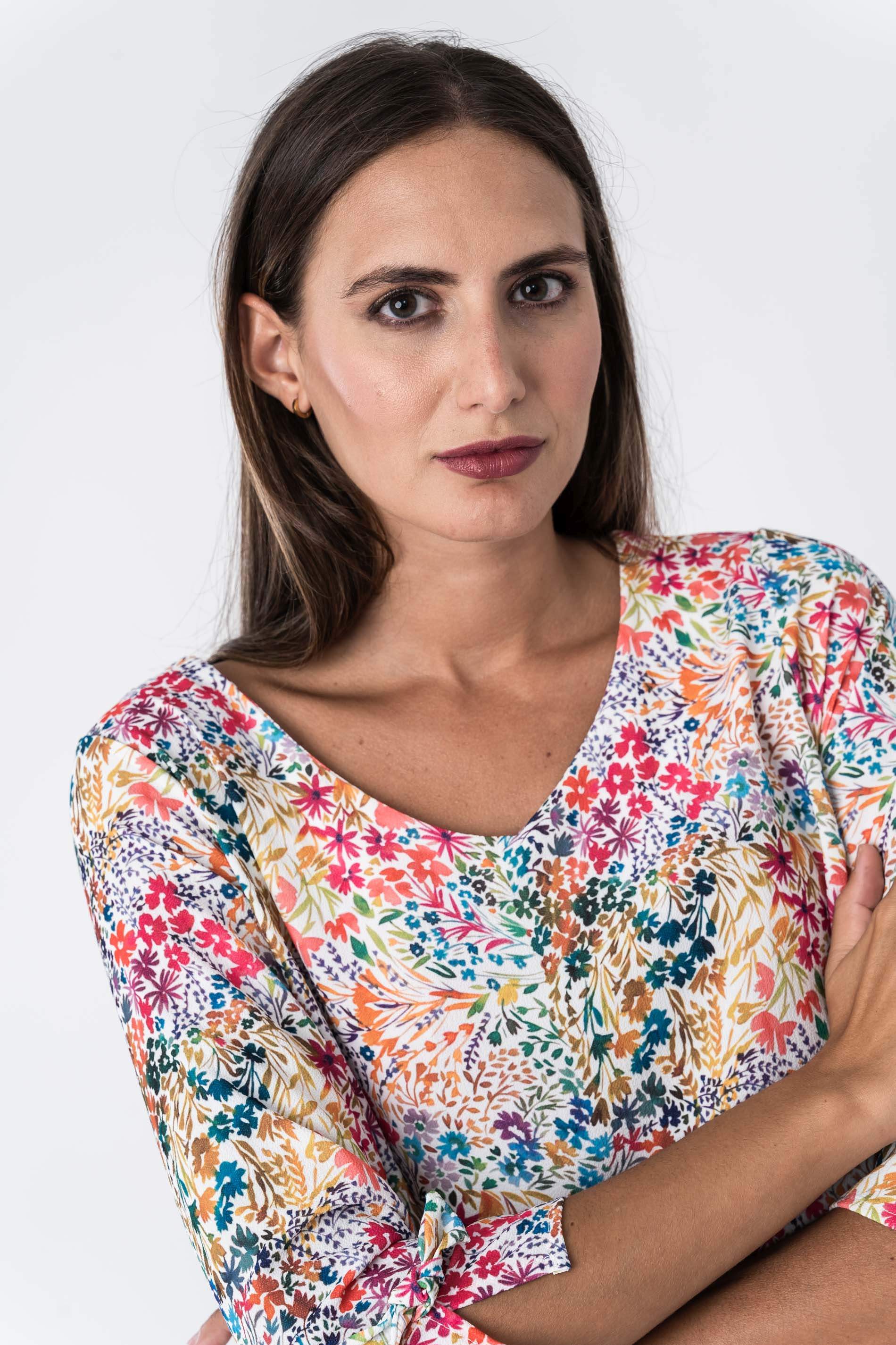 BLUSA LACITOS RAMILLETES