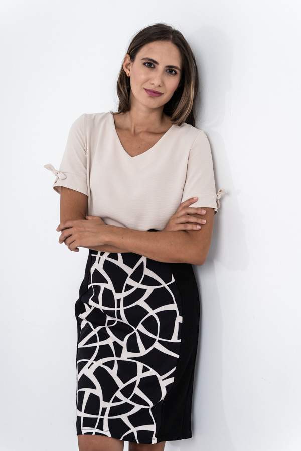 BLUSA DETALLE LAZO MANGA CORTA ARENA