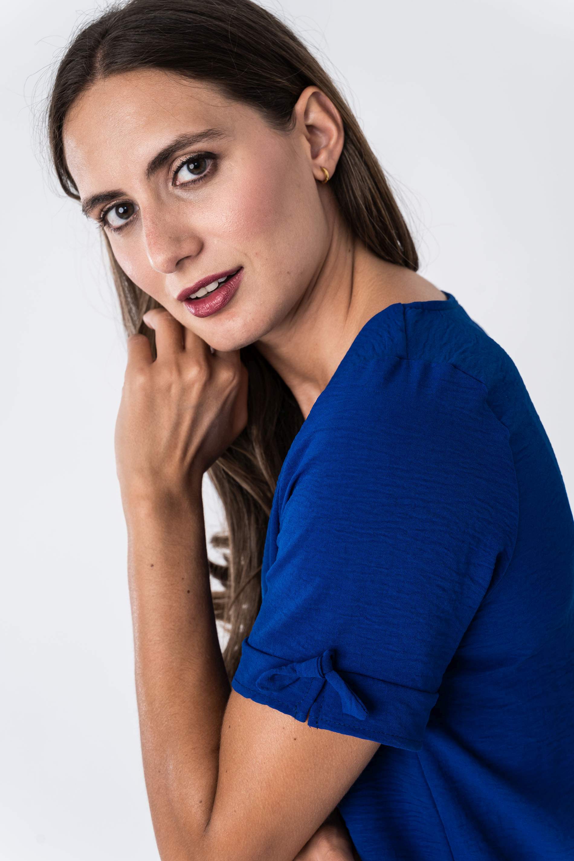 BLUSA DETALLE LAZO MAC TINTA