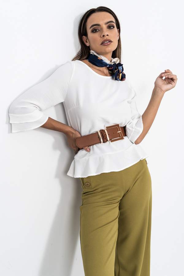 BLUSA VOLANTE BAJO MANGA FRANCESA CRUDO