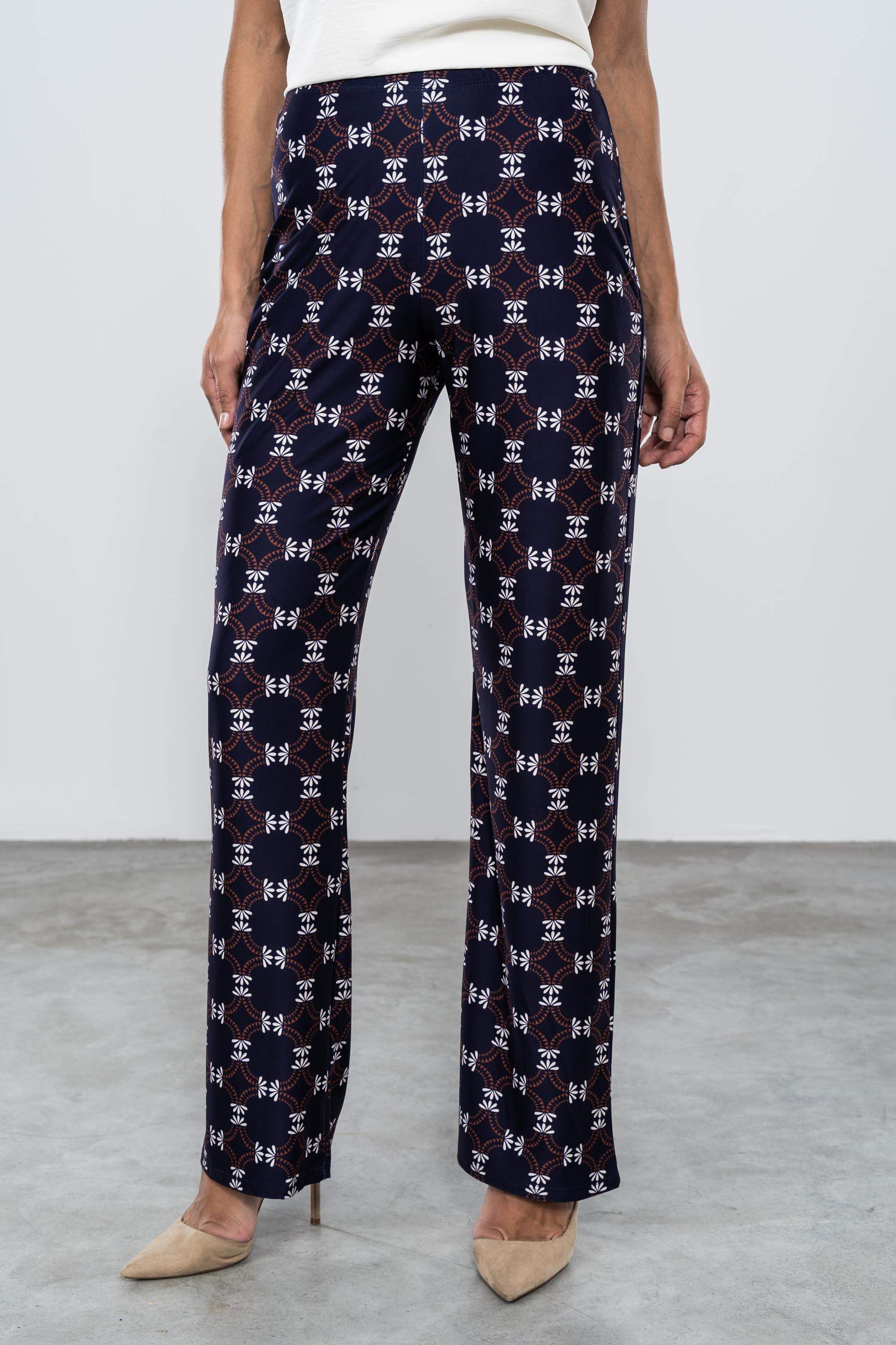 PANTALON CIRCULOS HOJAS