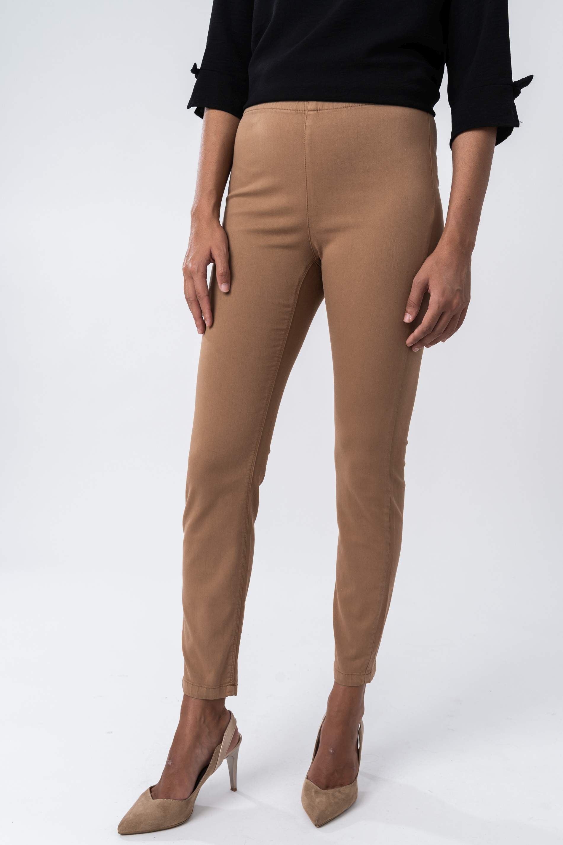 PANTALON SATEN GOMA CINTURA CAMEL