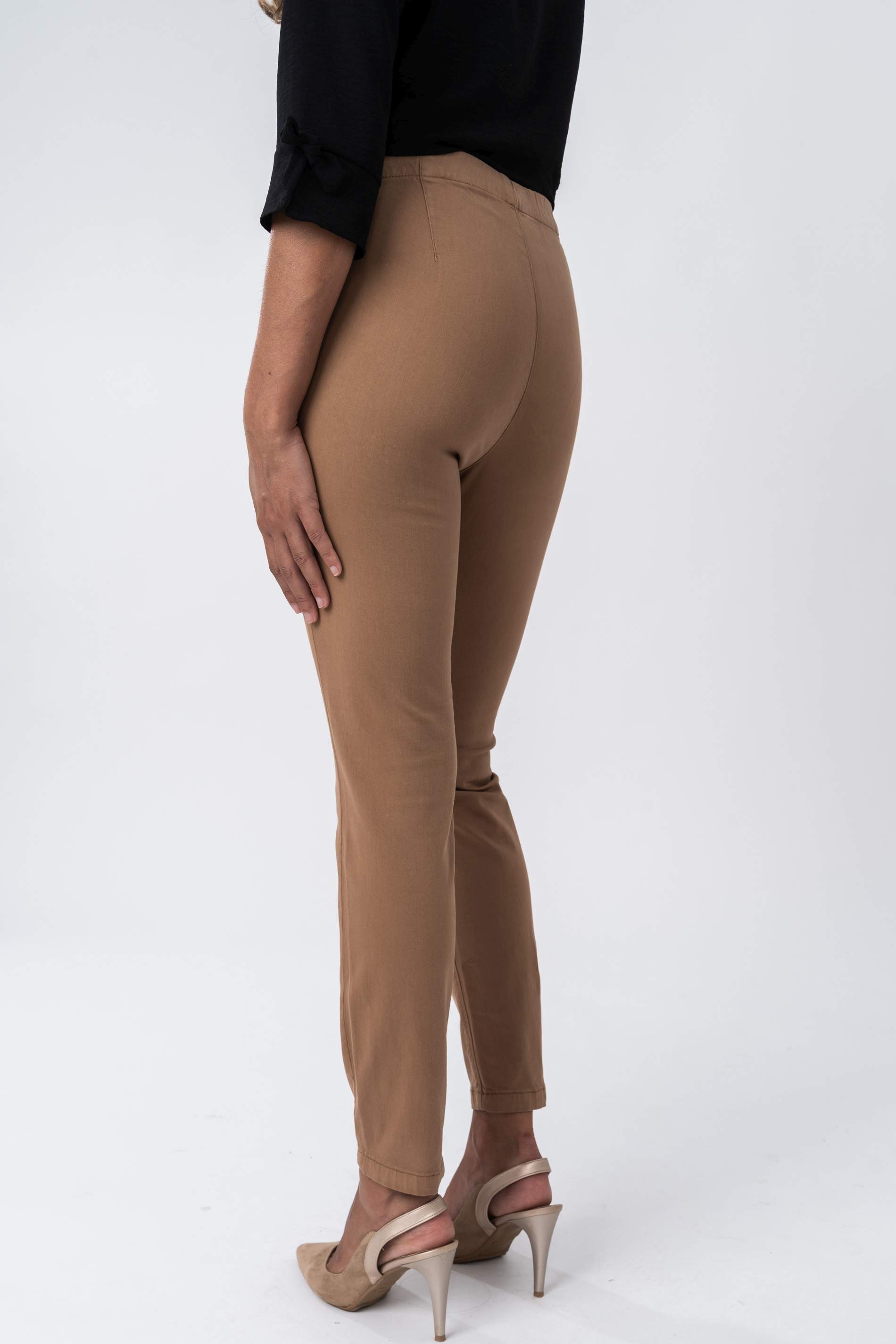 PANTALON SATEN GOMA CINTURA CAMEL