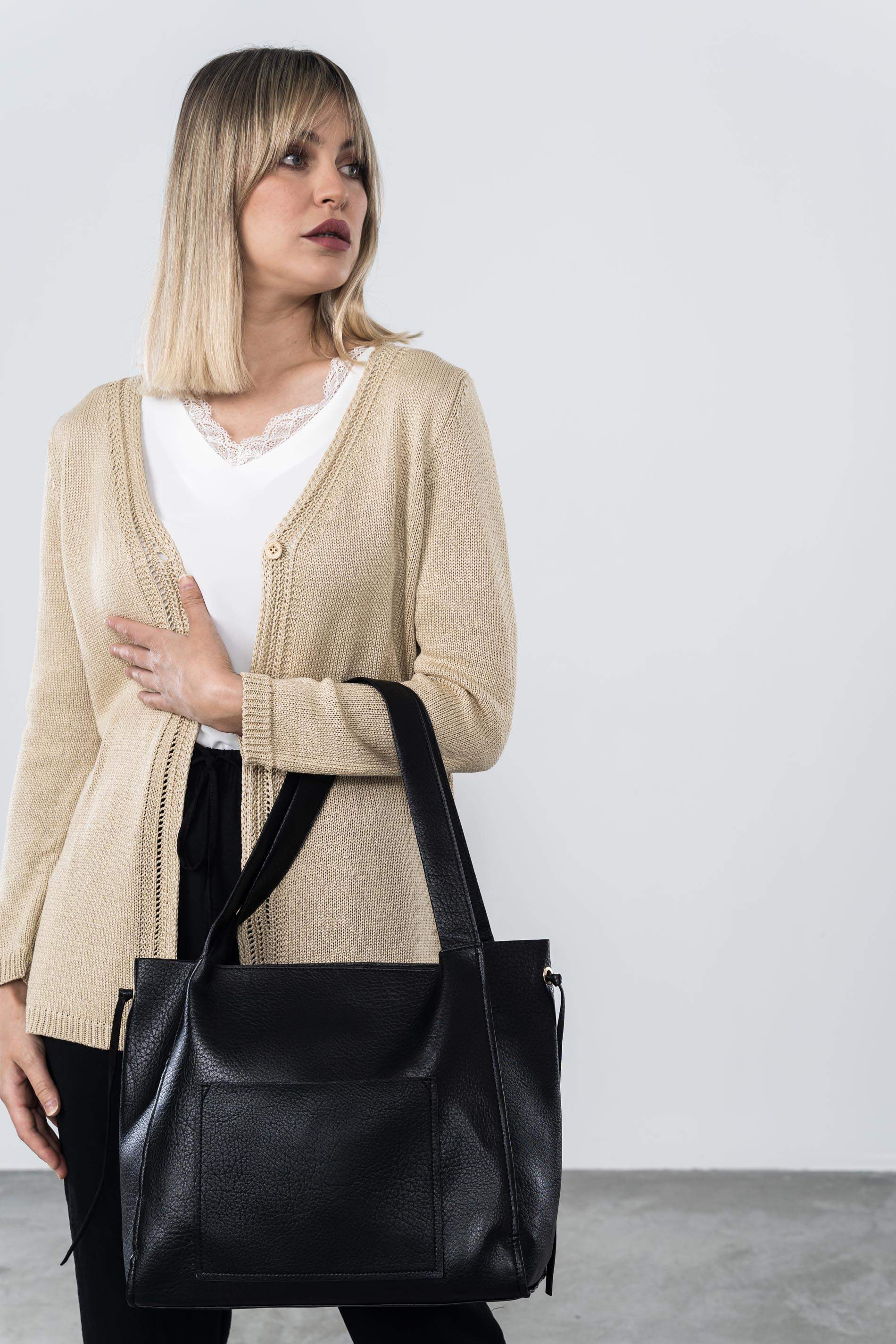 BOLSO SHOPPER BOLSILLO NEGRO