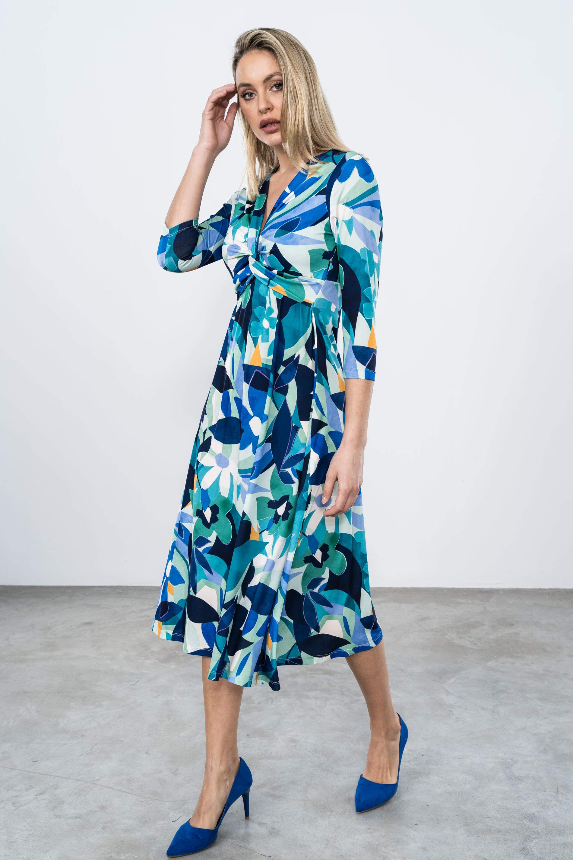 VESTIDO ESTAMPADO NUDO HOJAS