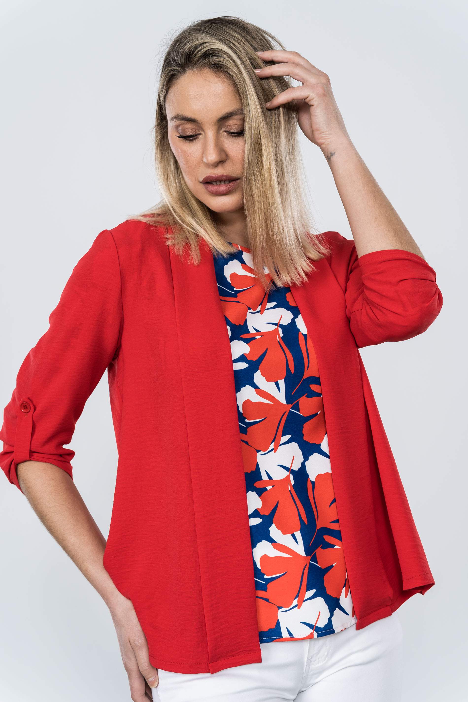 BLUSA SILUETA FLOR MANGA FRANCESA