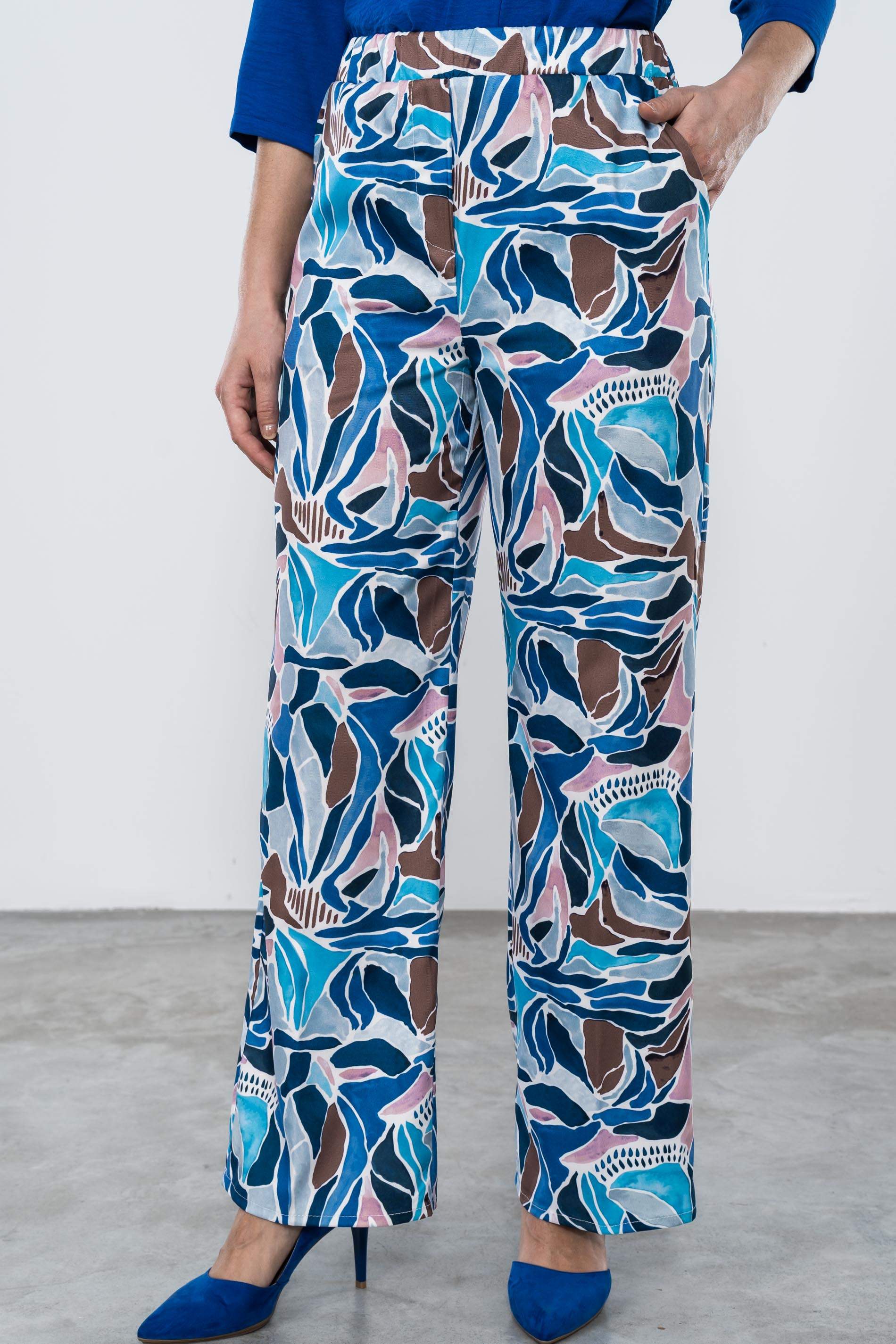 PANTALON ESTAMPADO HOJAS TINTA