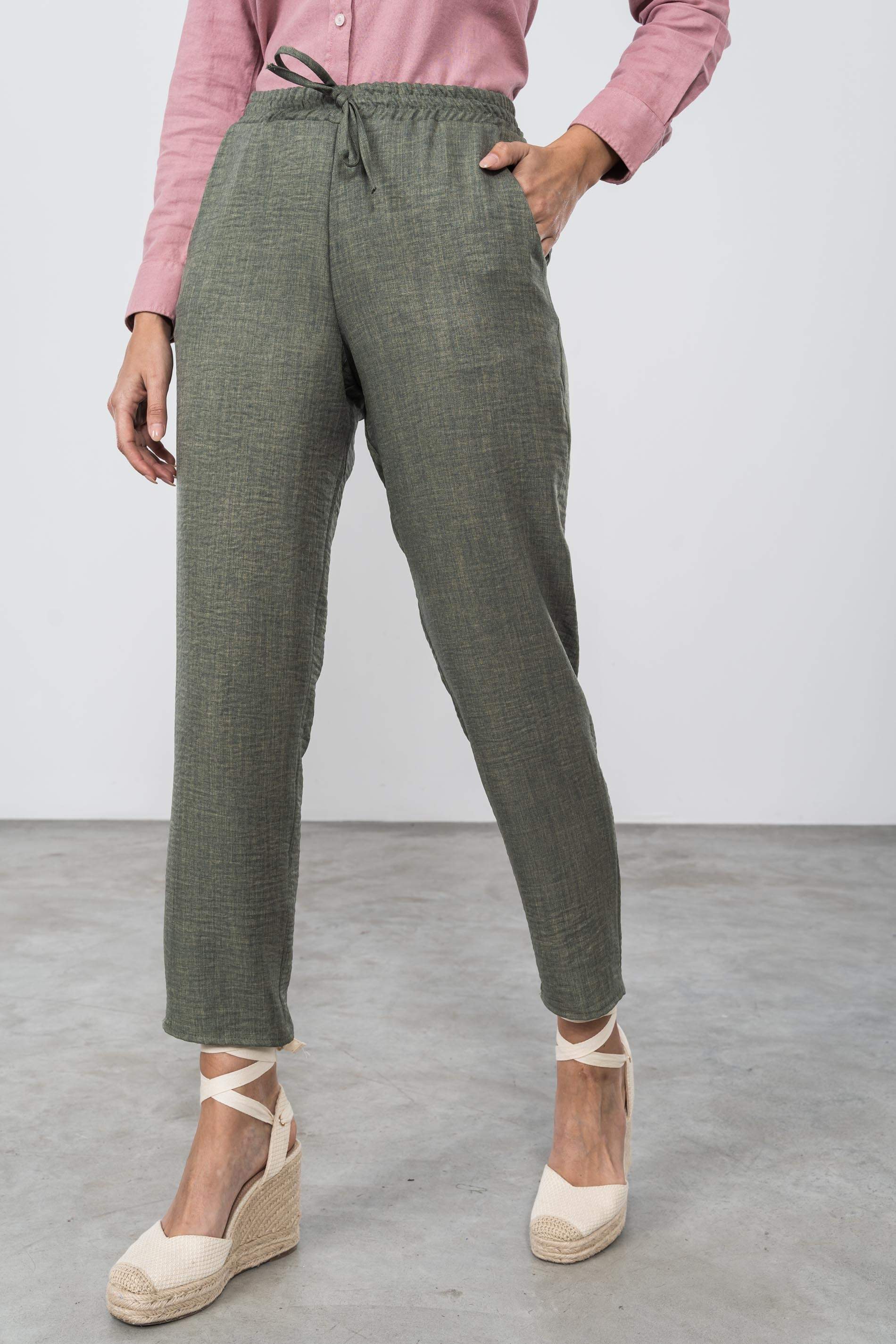 PANTALON HOLGADO EFECTO LINO KAKI