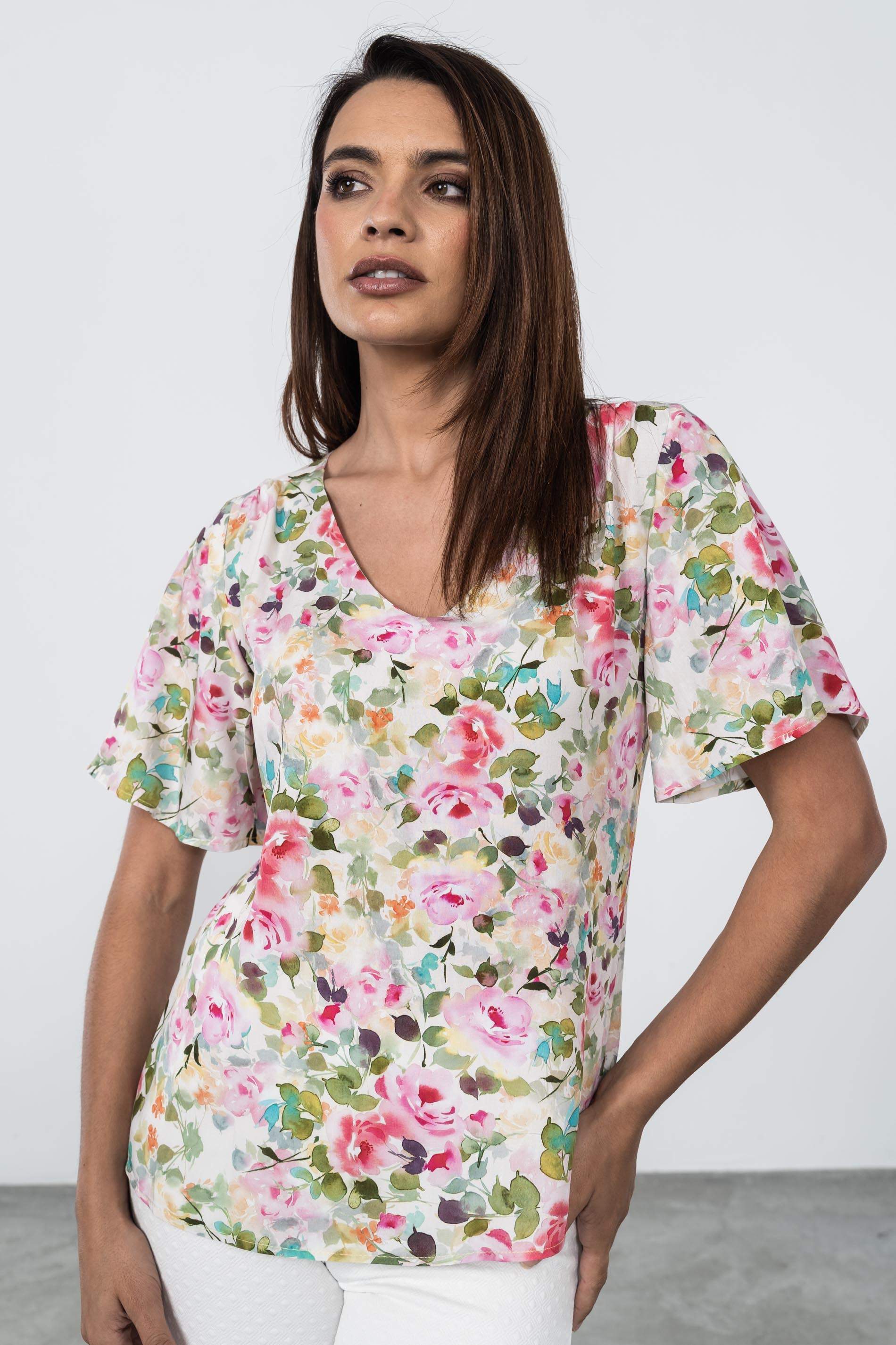 BLUSA FLORAL MANGA CAPAS