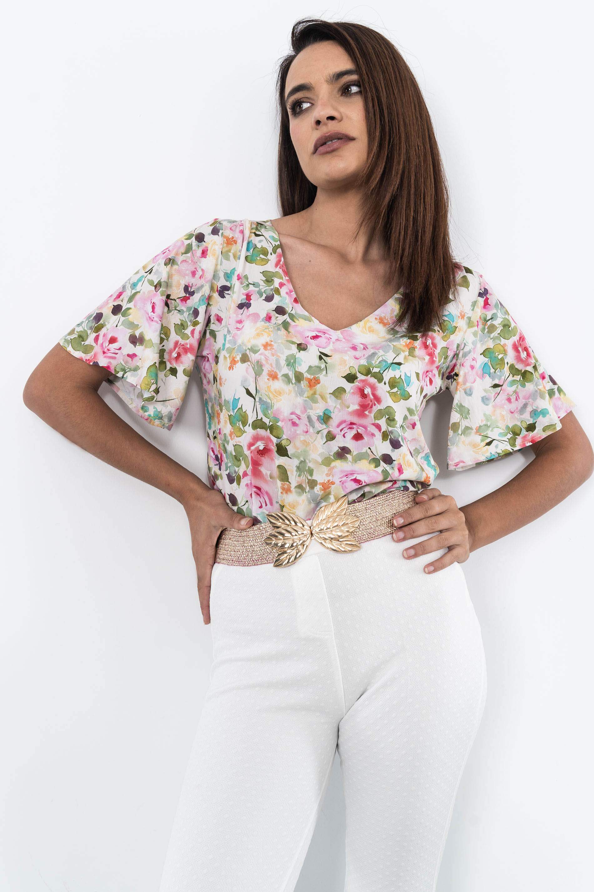 BLUSA FLORAL MANGA CAPAS