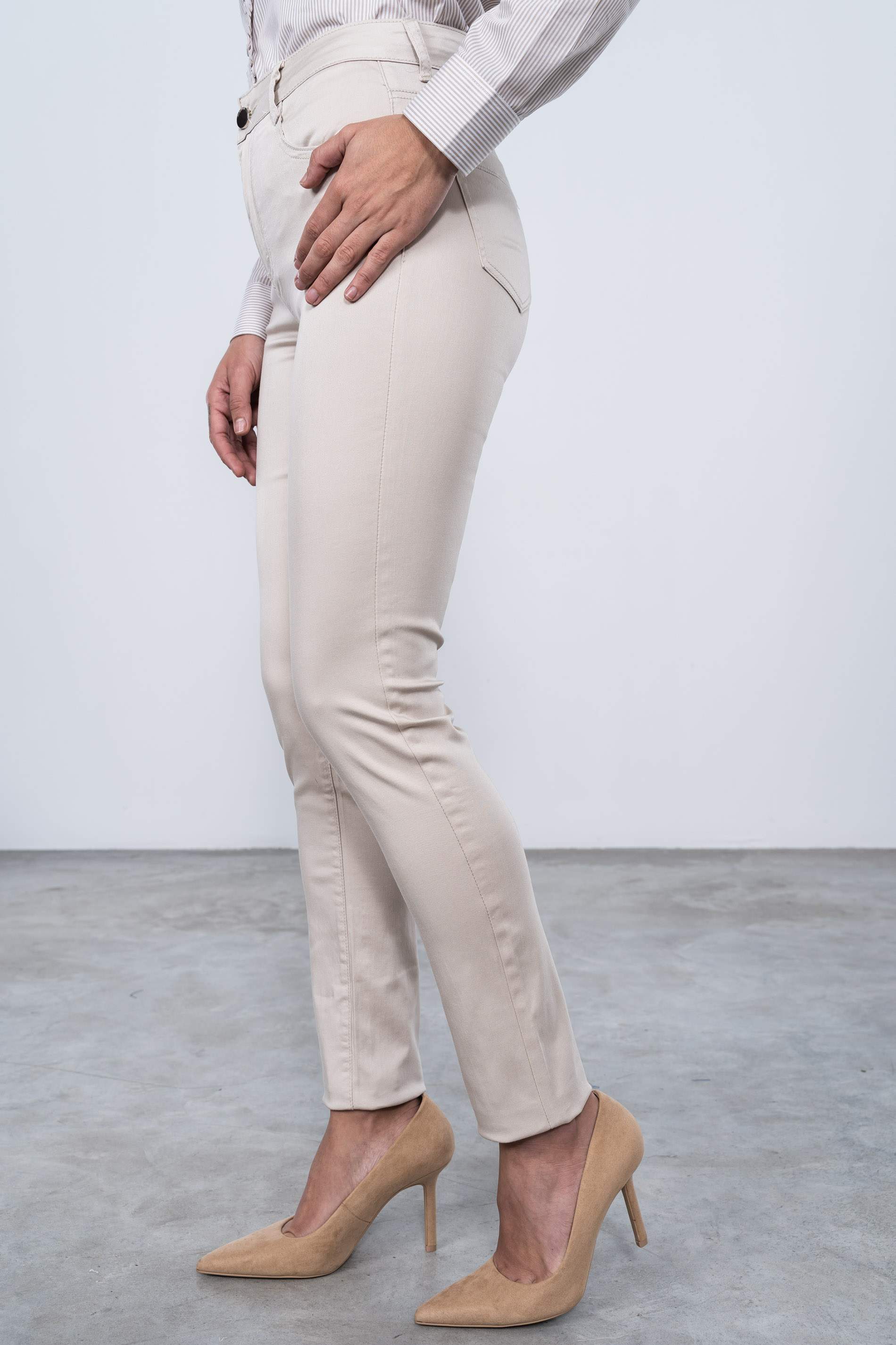 PANTALON 5 BOLSILLOS BEIGE