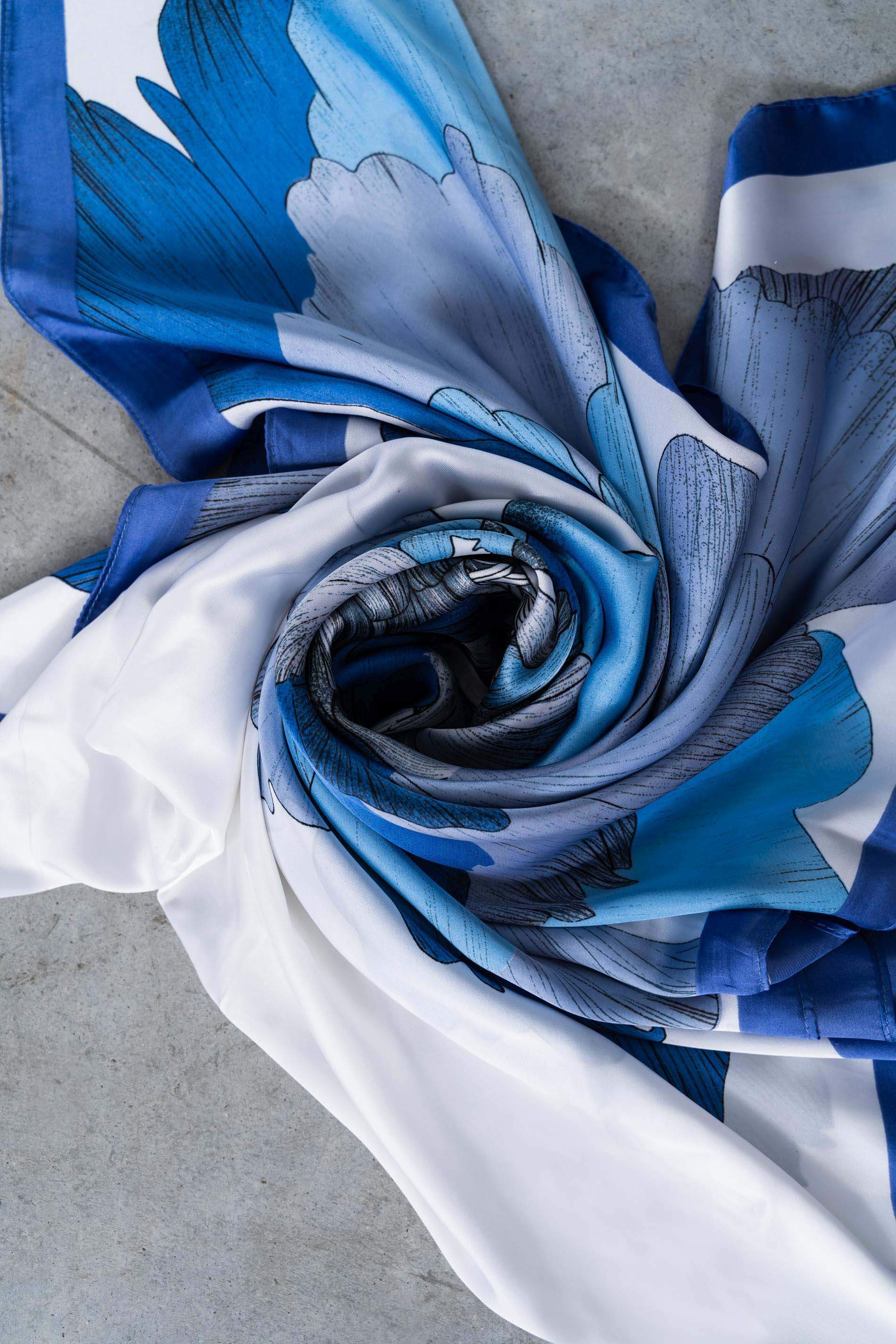 FOULARD FLOR GRANDE EFECTO SEDA