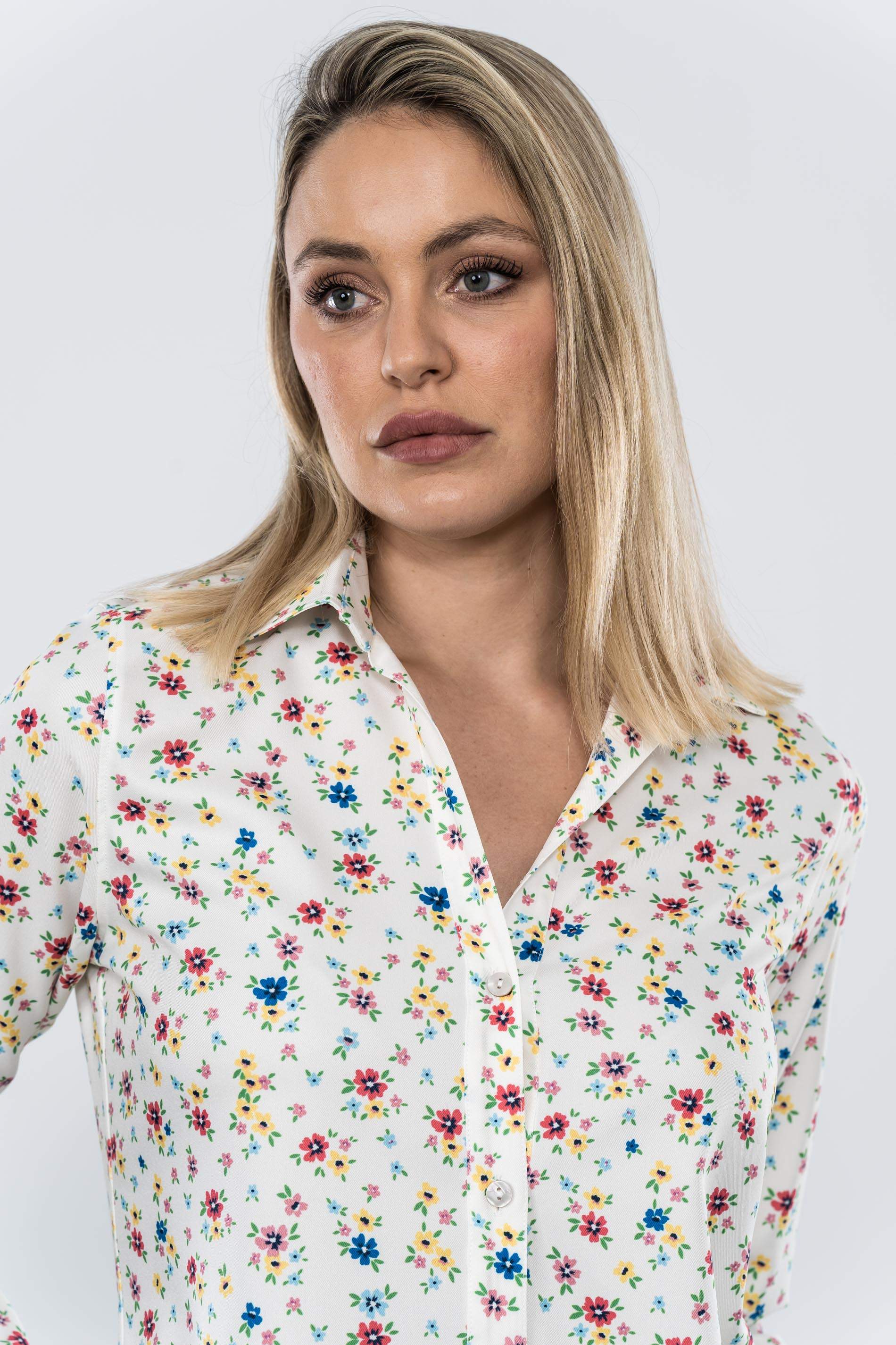 CAMISA FLORECITA MANGA LARGA