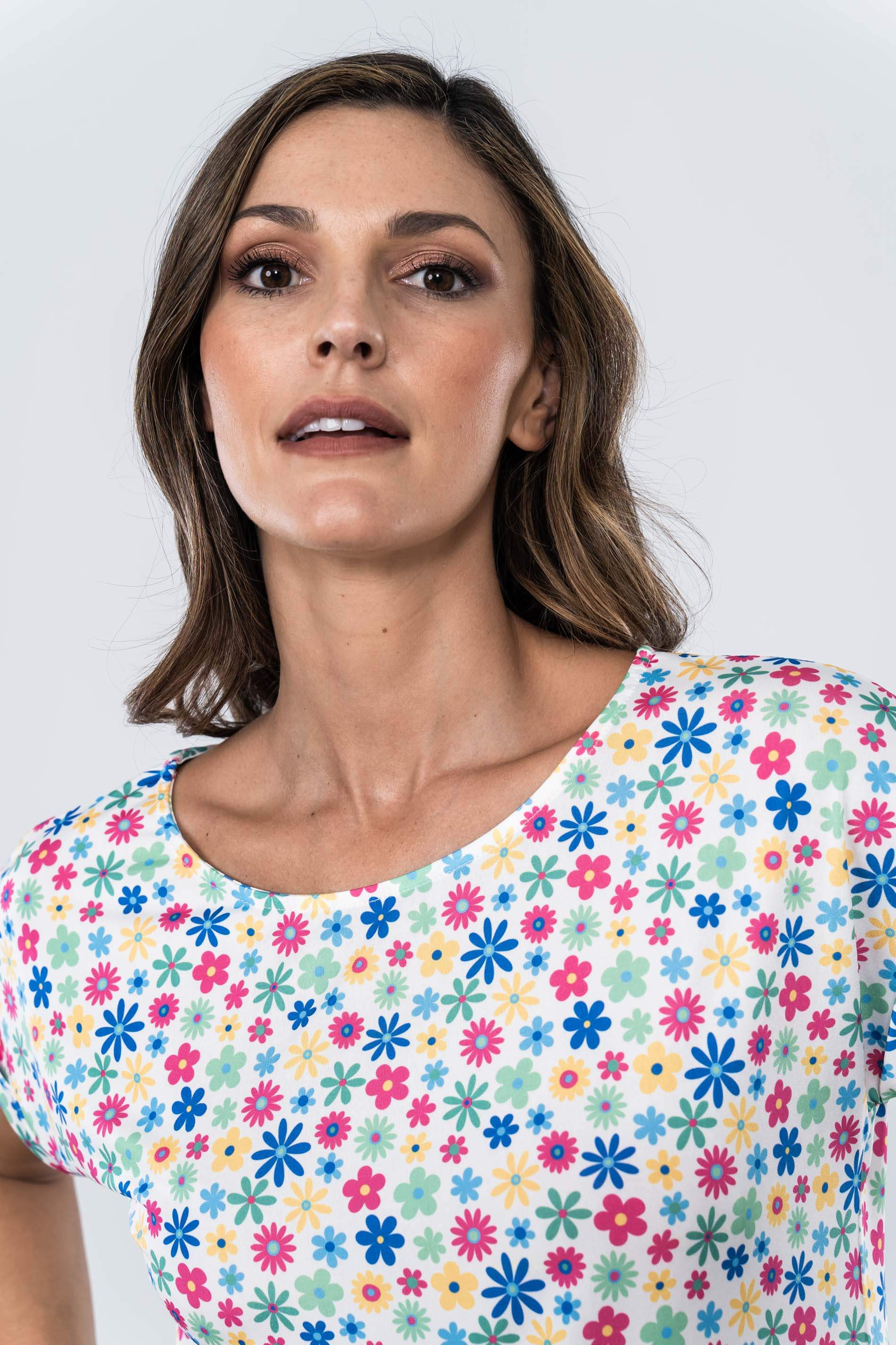 CAMISETA DIBUJO FLOR