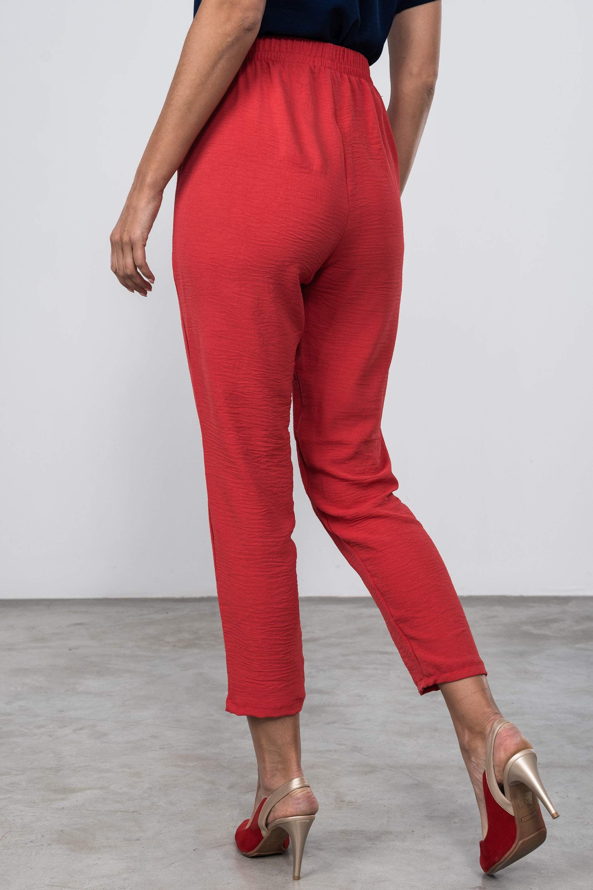 PANTALON HOLGADO BASICO ROJO