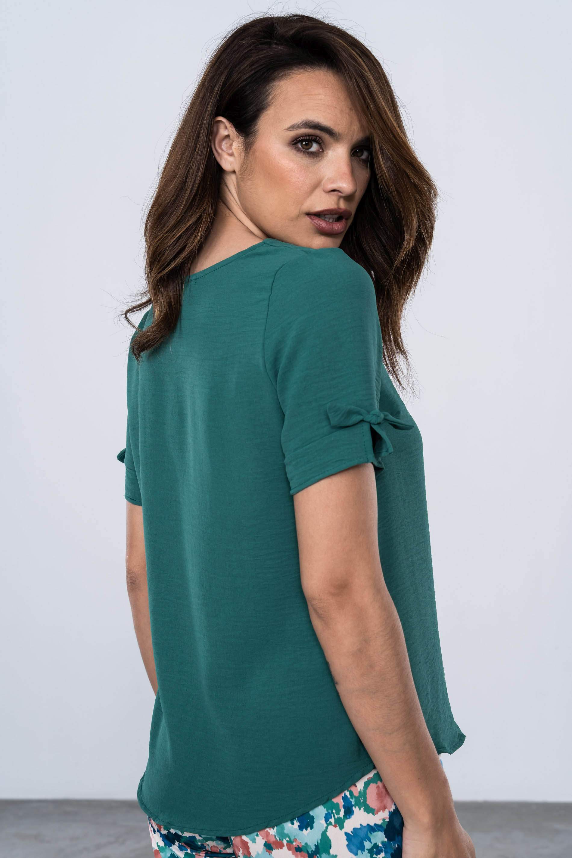 BLUSA DETALLE LAZO MANGA CORTA VERDE