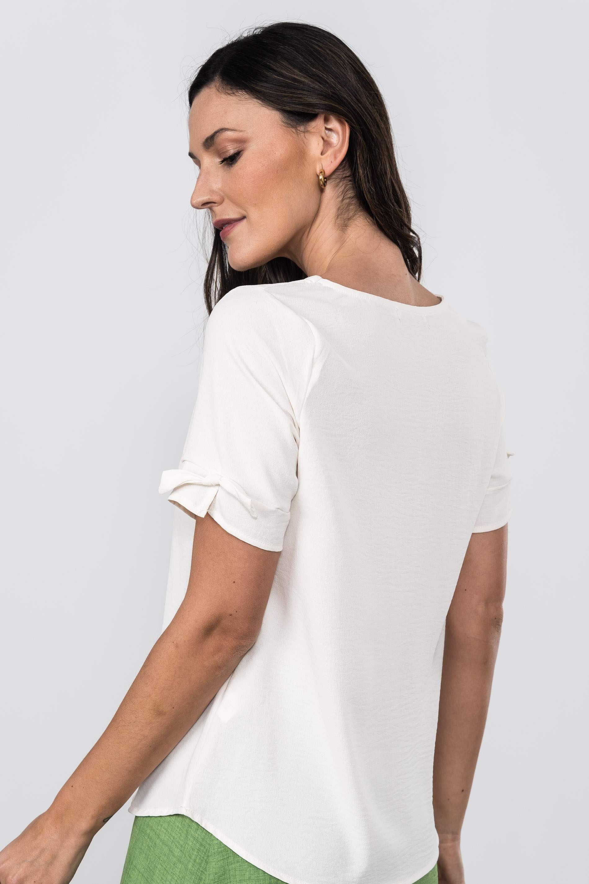 BLUSA DETALLE LAZO MANGA CORTA CRUDO