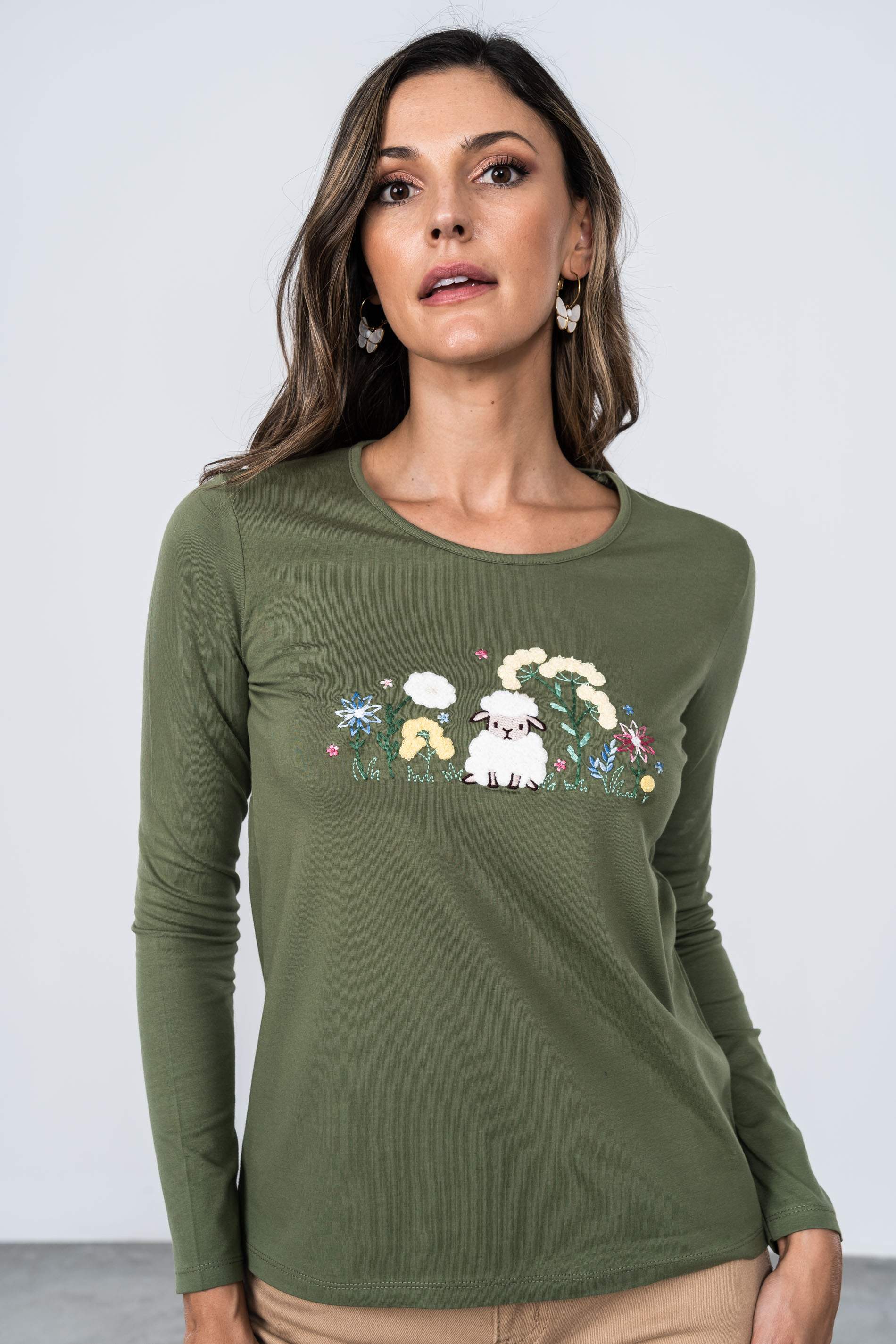 CAMISETA BORDADO RIZO KAKI M/L