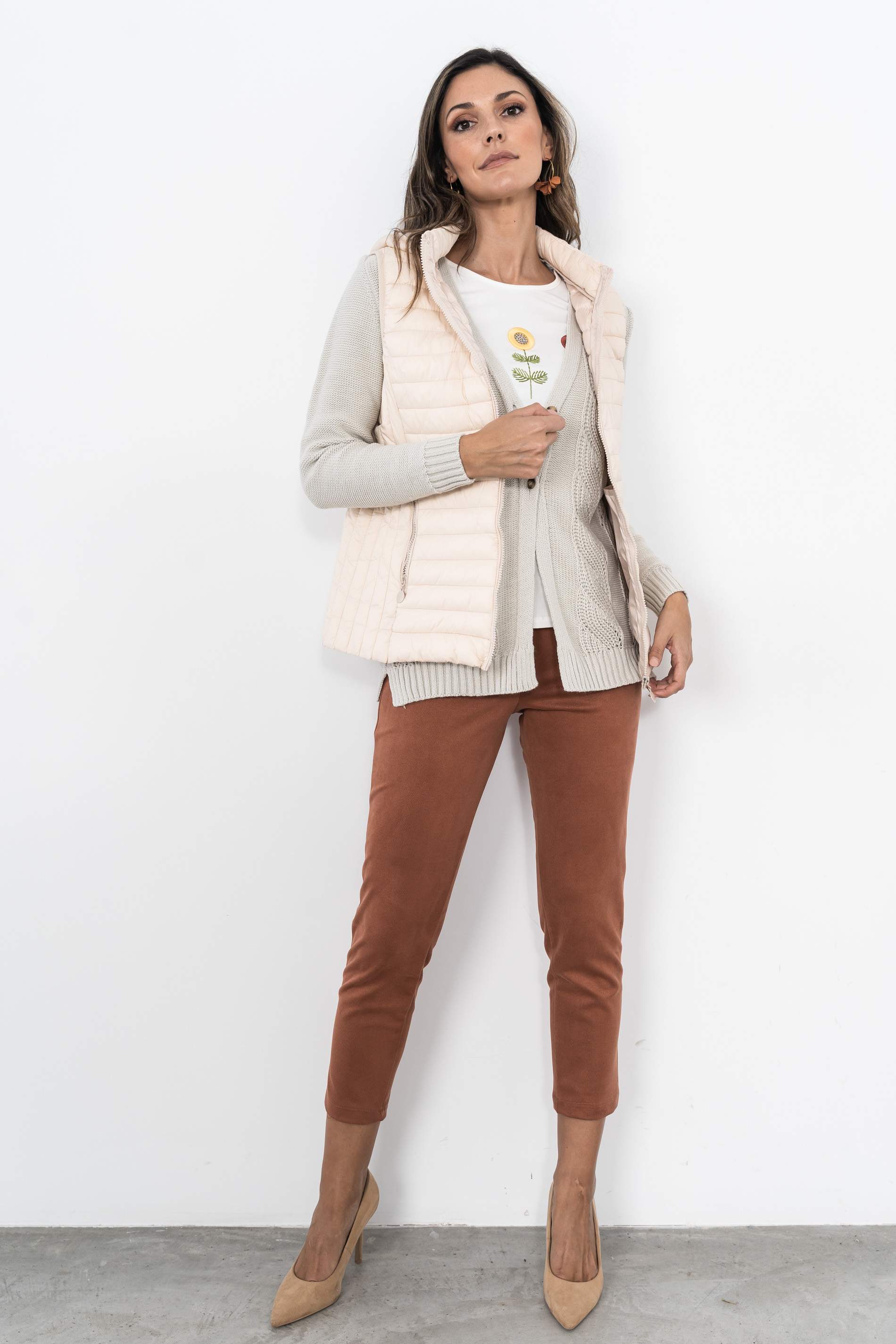 CAMISETA FLOR REDONDA CRUDO M/L
