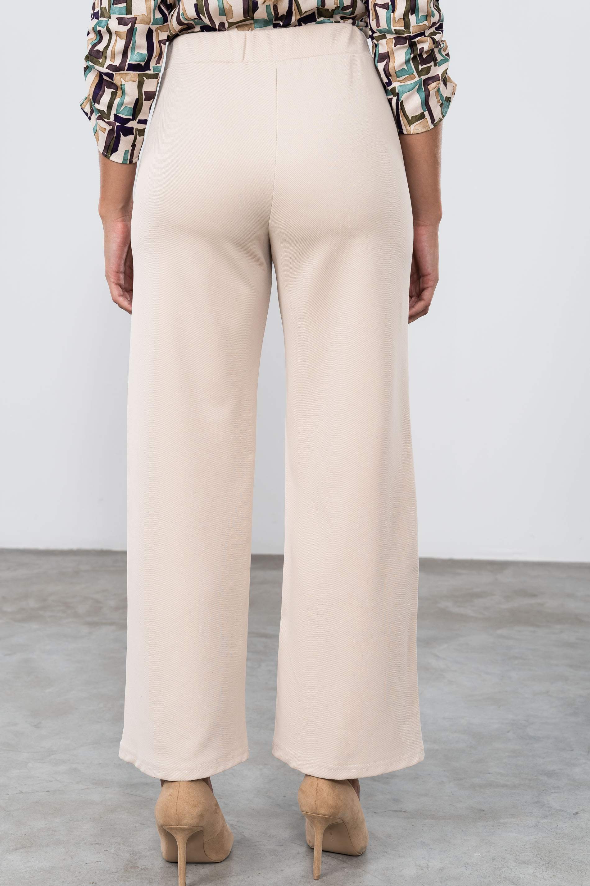 PANTALÓN ANCHO BOTONES BEIGE