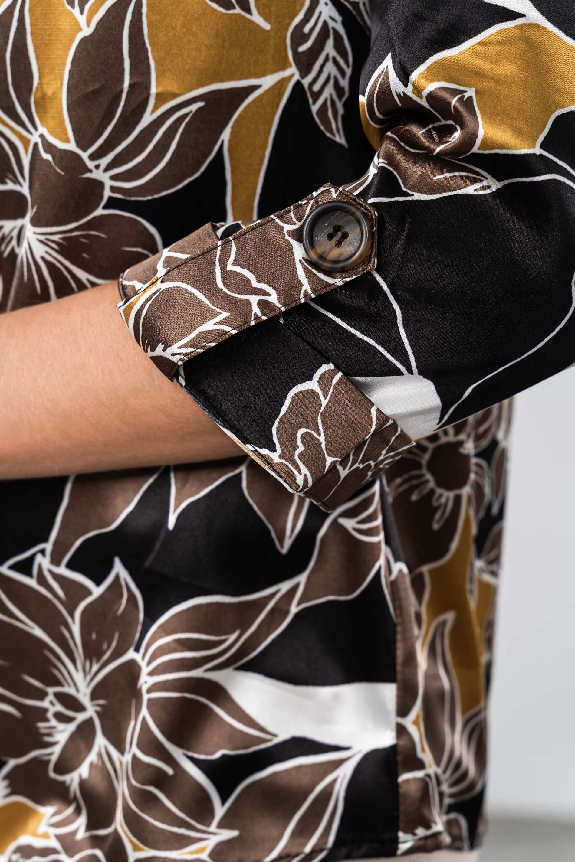 BLUSA SATINADA TRABILLAS NEGRO