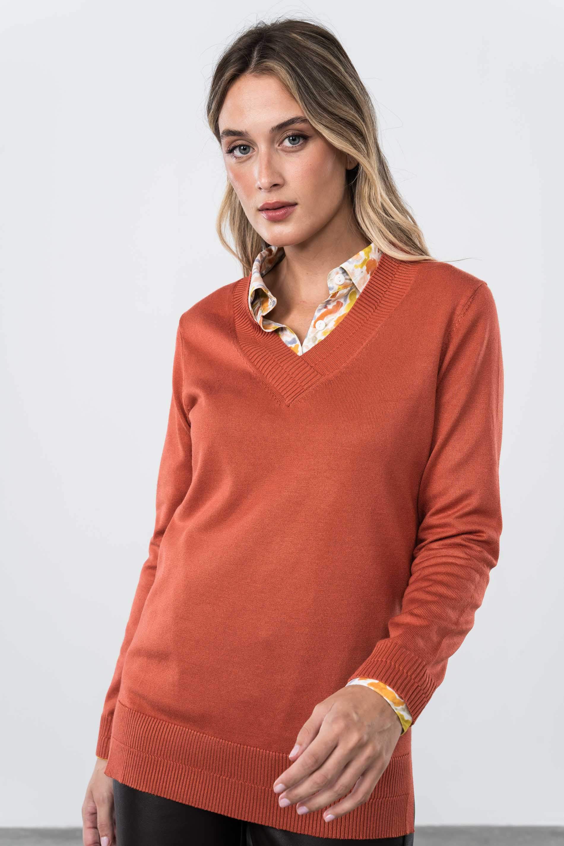 JERSEY CUELLO PICO DETALLE CALDERA