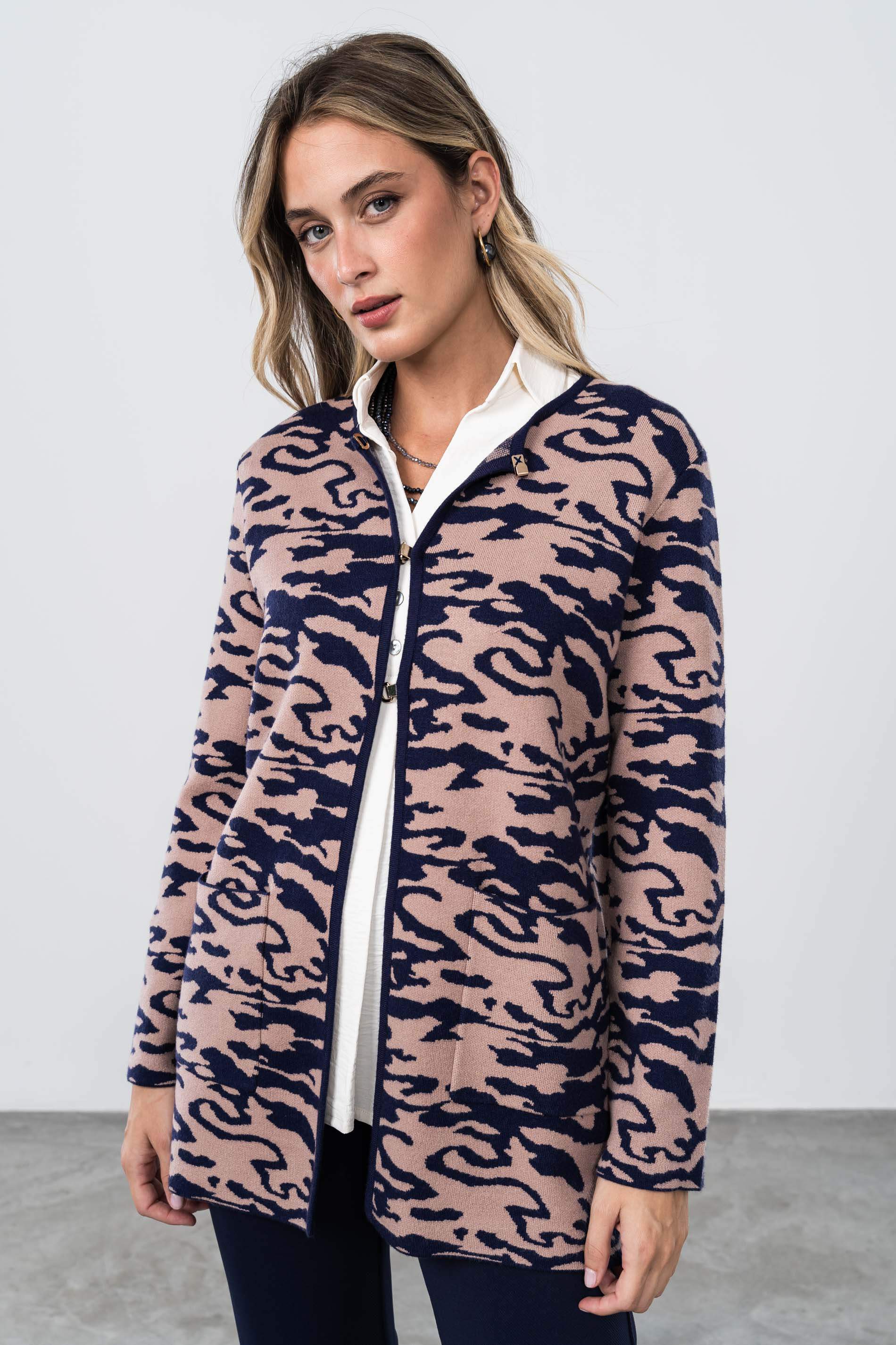 CHAQUETA MANCHAS
