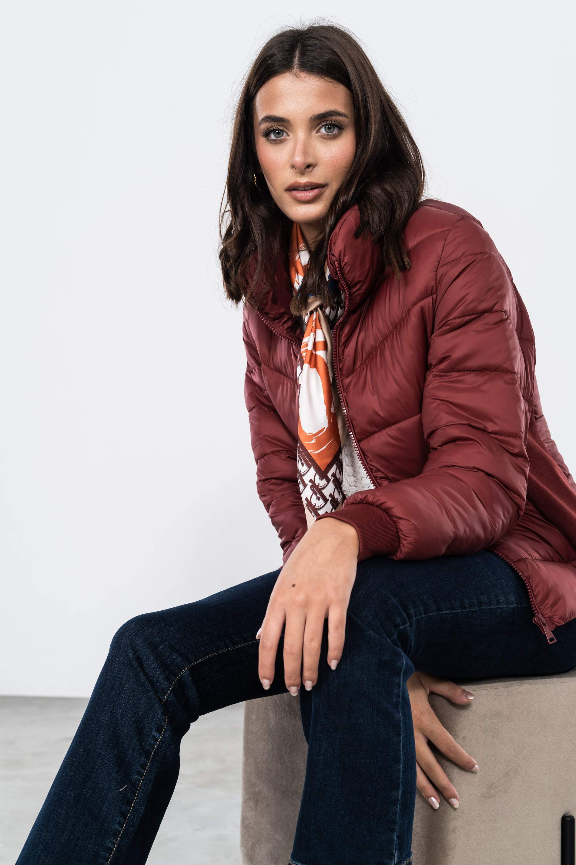 PARKA COSTADILLO ELÁSTICO BURDEOS