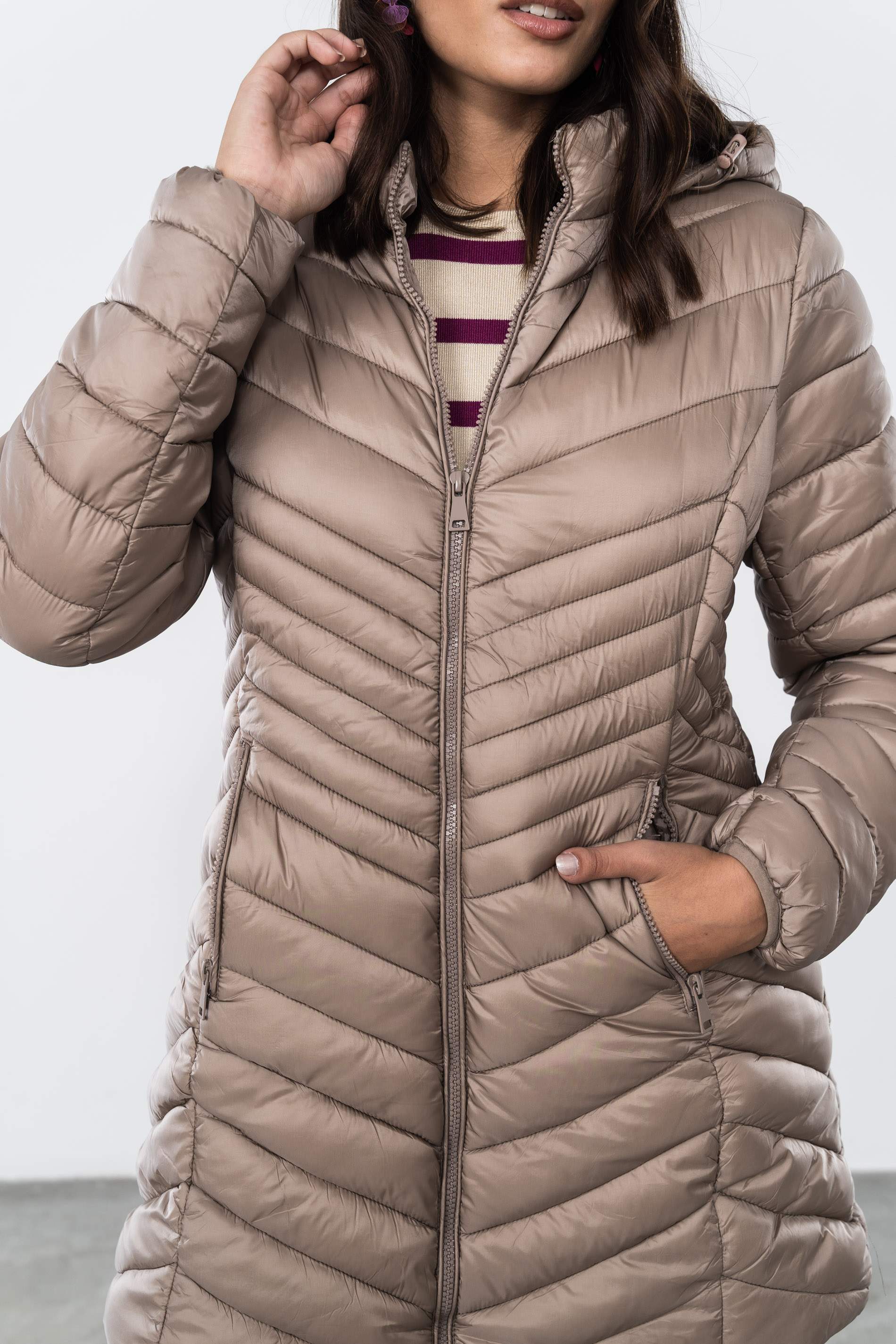 PARKA PESPUNTES DIAGONAL TAUPE