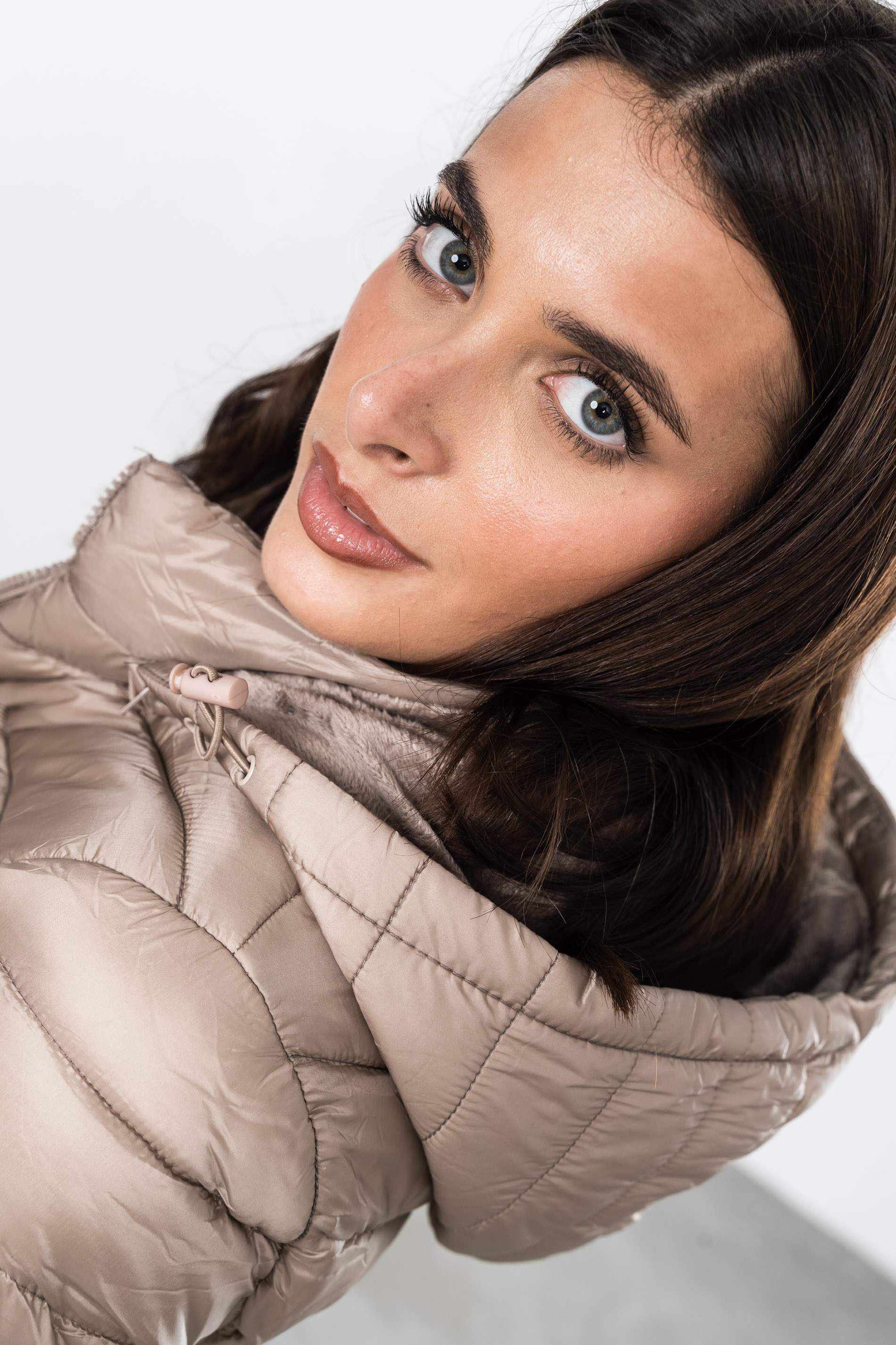 PARKA PESPUNTES DIAGONAL TAUPE