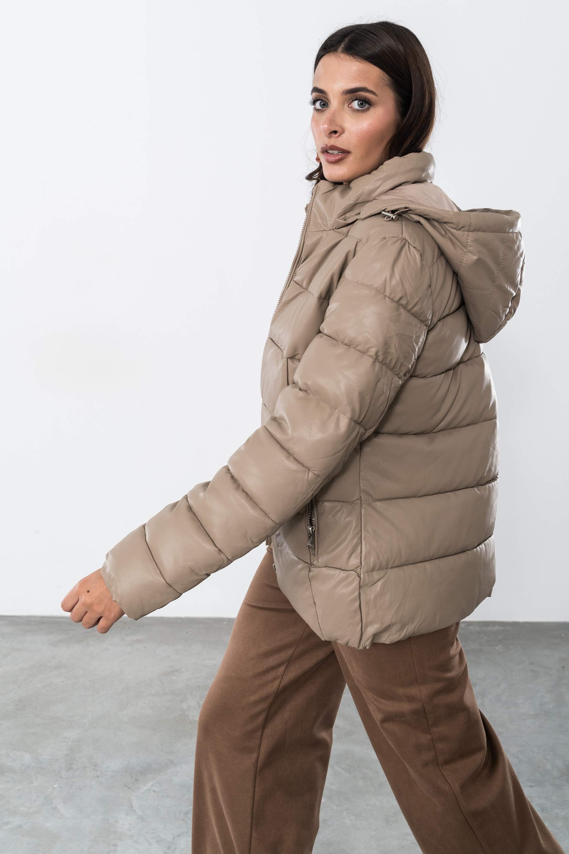 PARKA ACOLCHADA EFECTO PIEL TOSTADO
