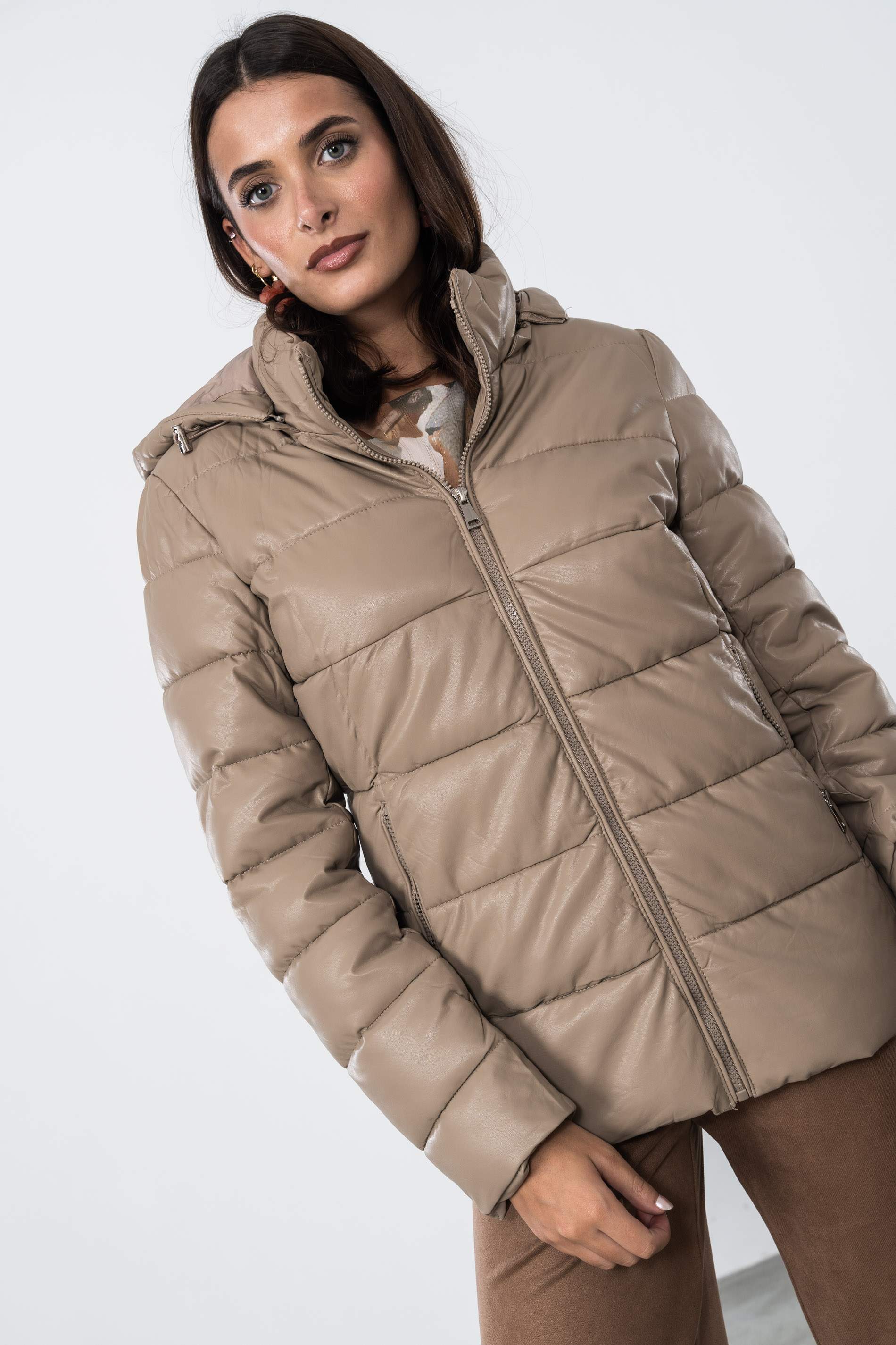 PARKA ACOLCHADA EFECTO PIEL TOSTADO