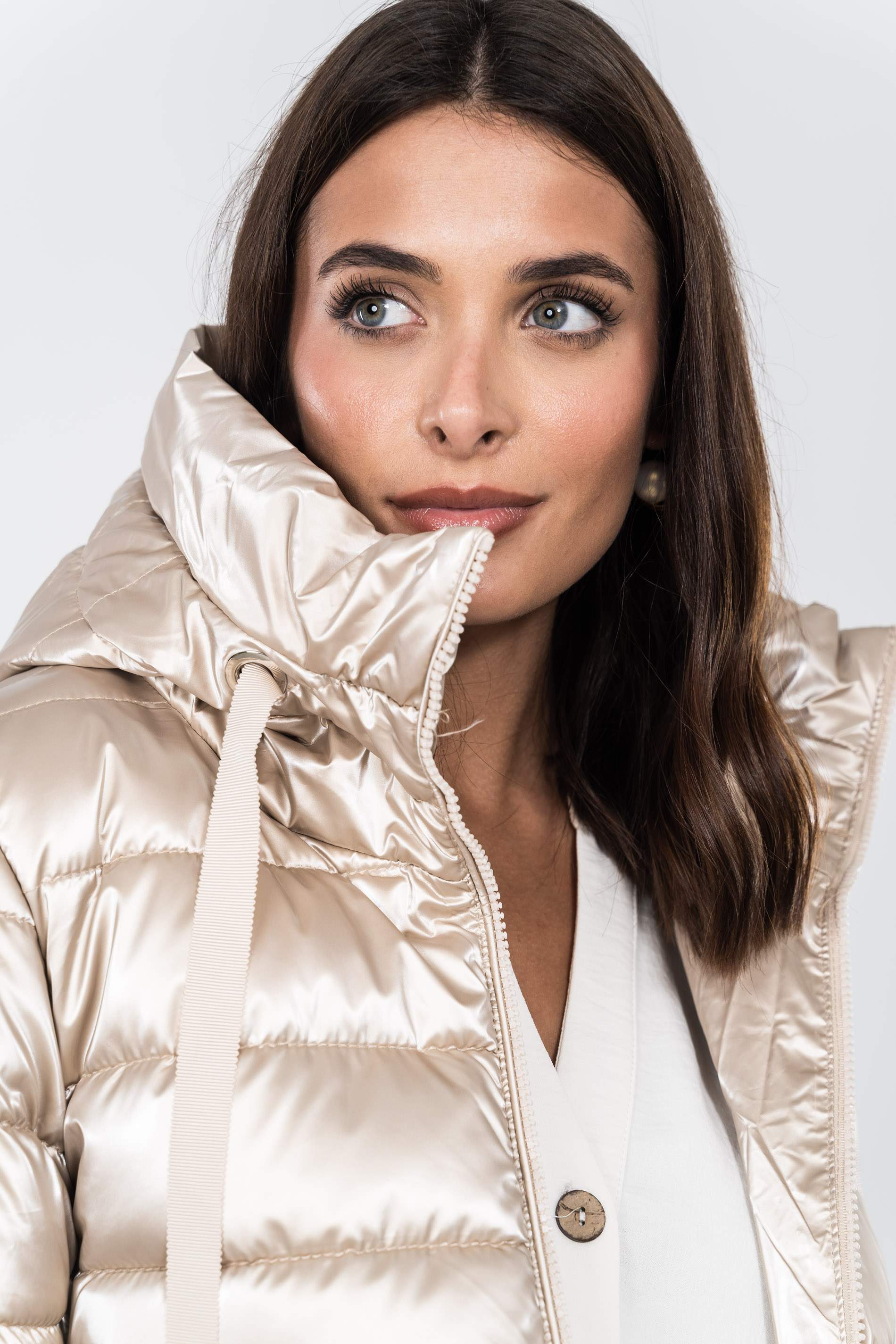 PARKA CAPUCHA ORO