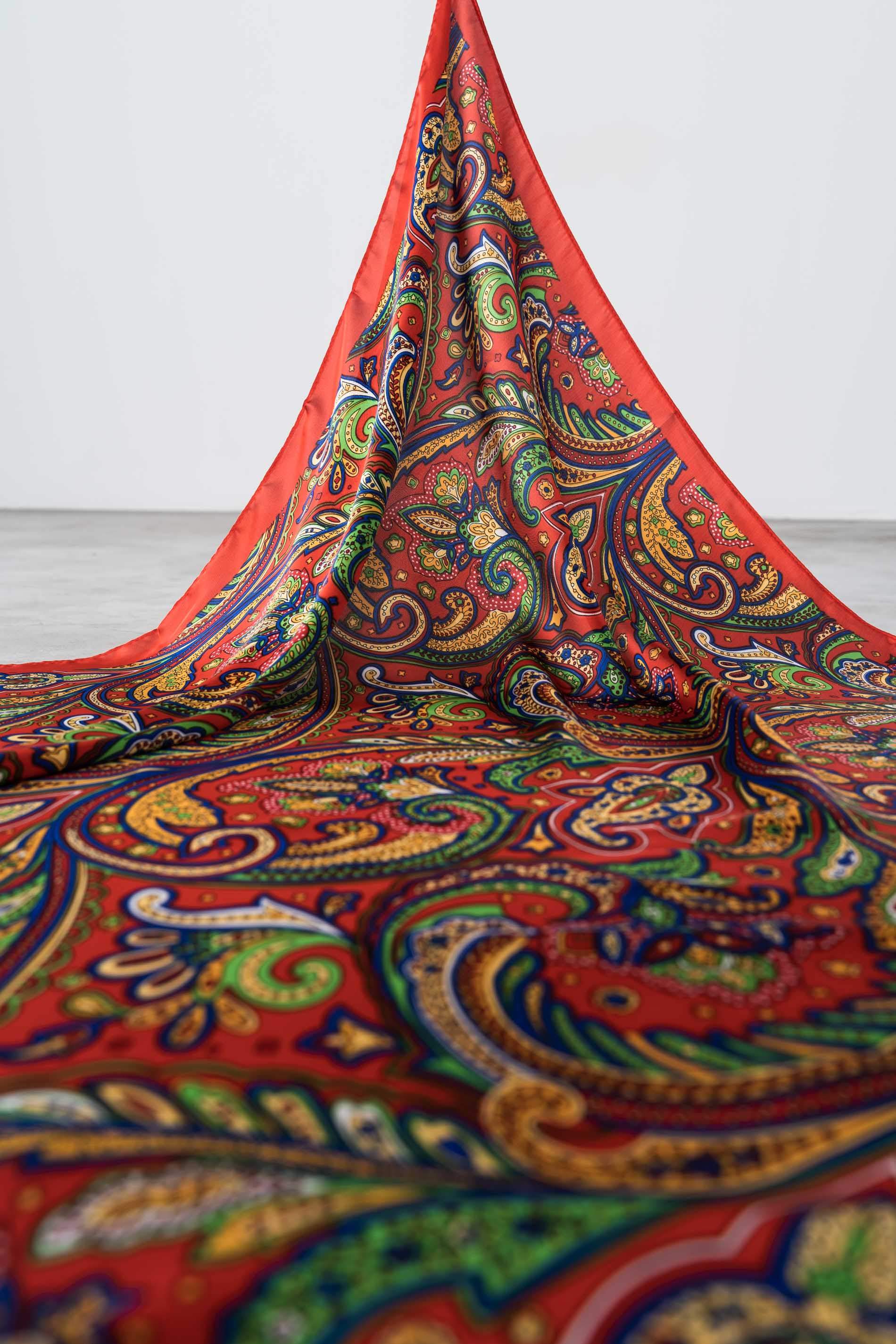 PAÑUELO CACHEMIRE ROJO