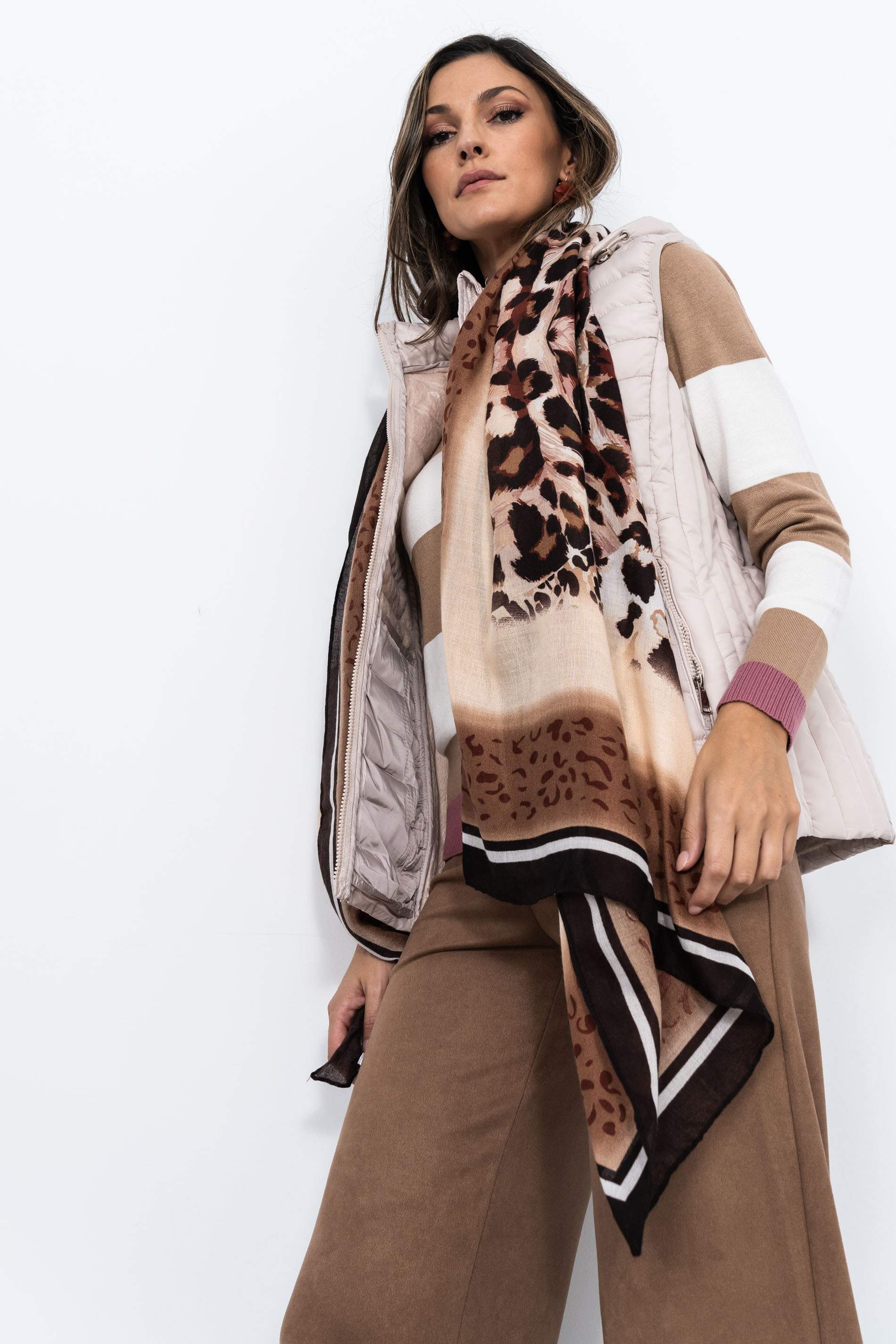 FOULARD MANCHAS CENTRO