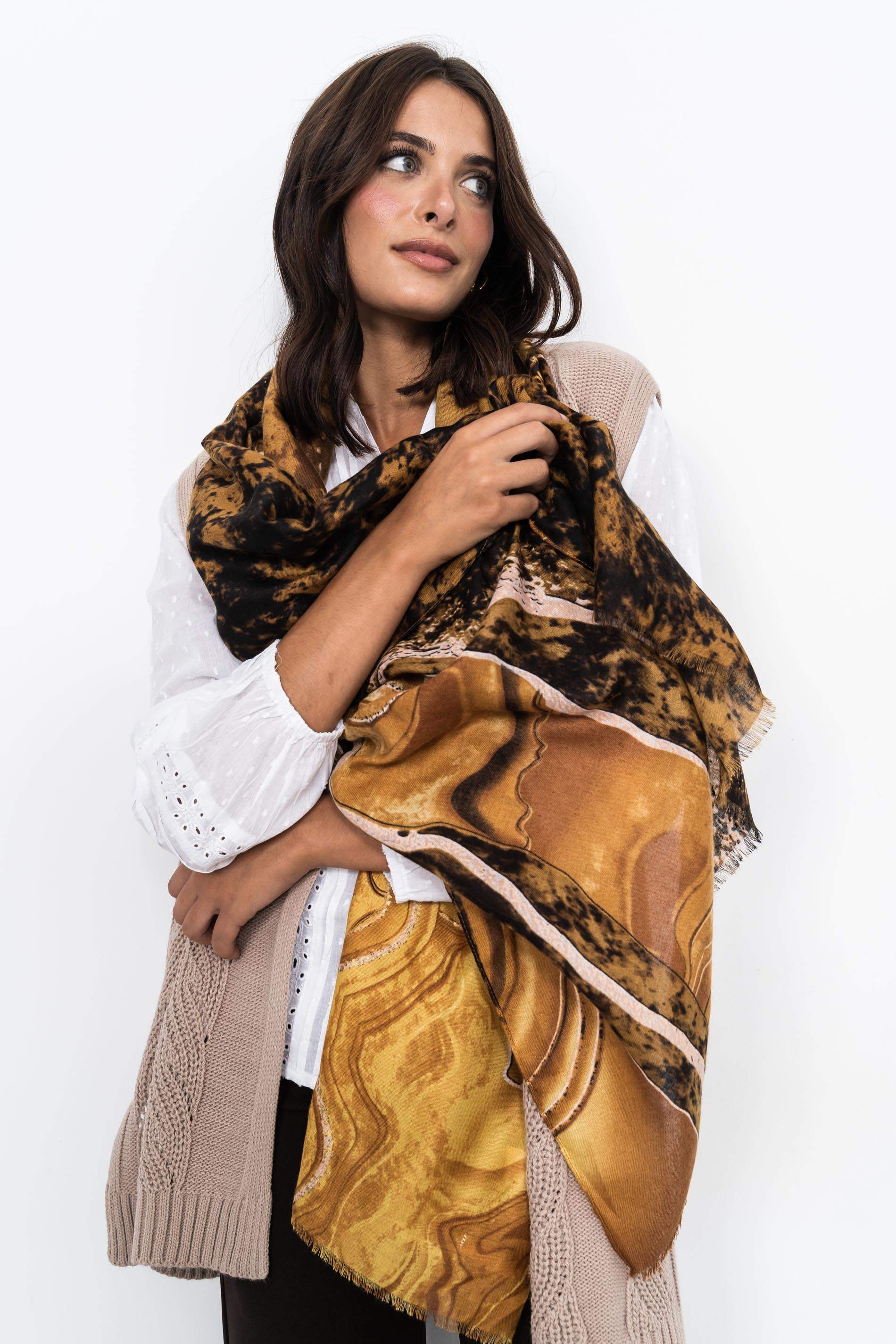 FOULARD OCRE PINCELADAS ORO