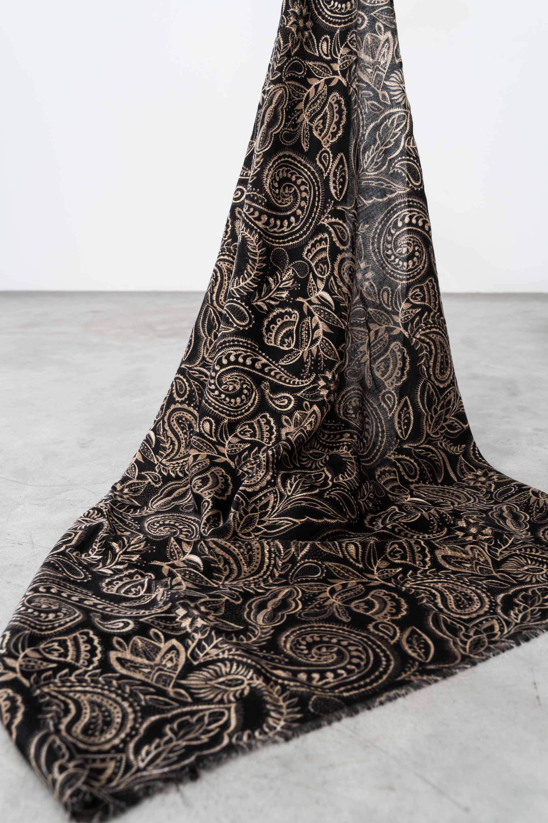 FOULARD NEGRO CACHEMIRE OROS