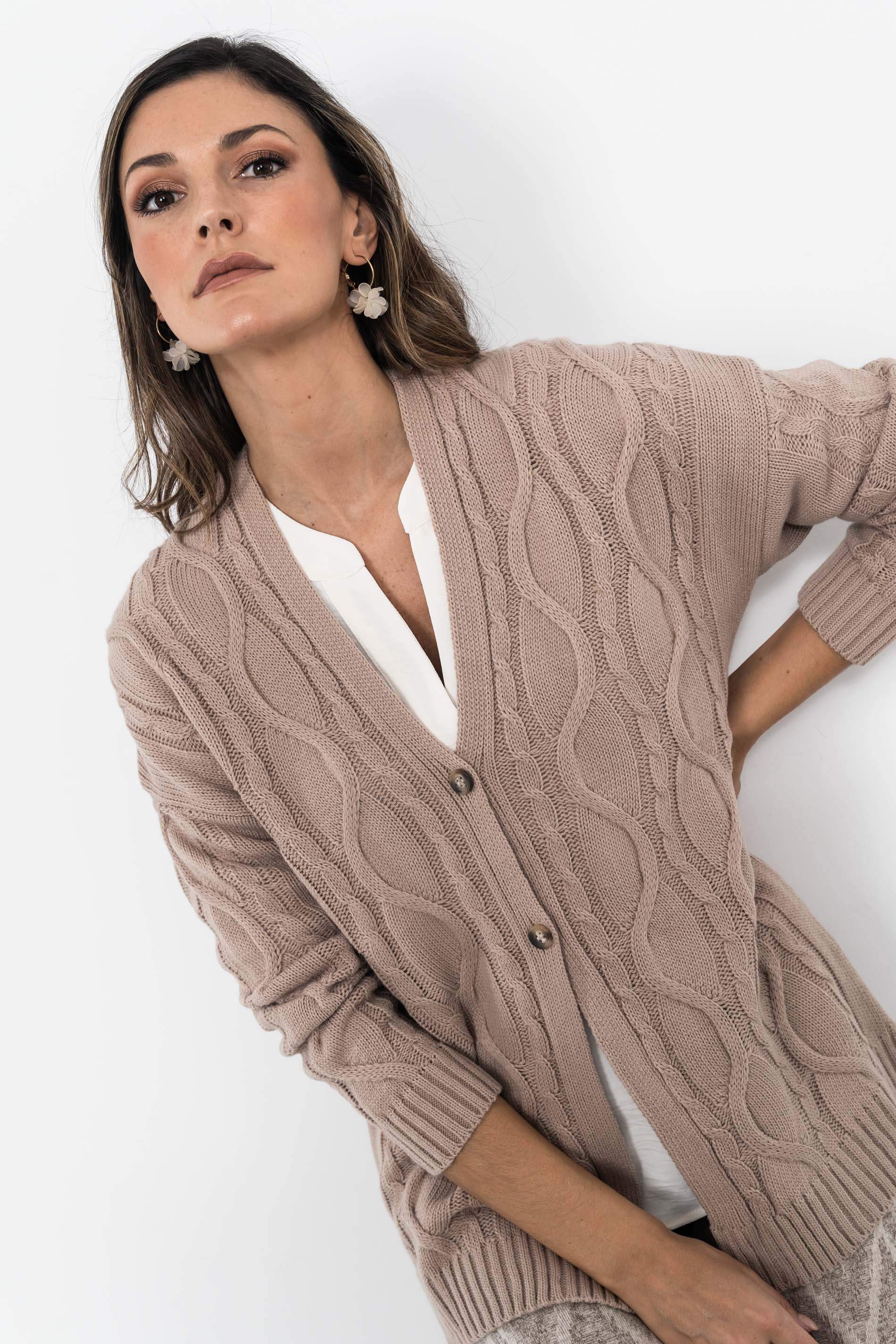 CHAQUETA OCHOS TRENZADOS TOSTADO