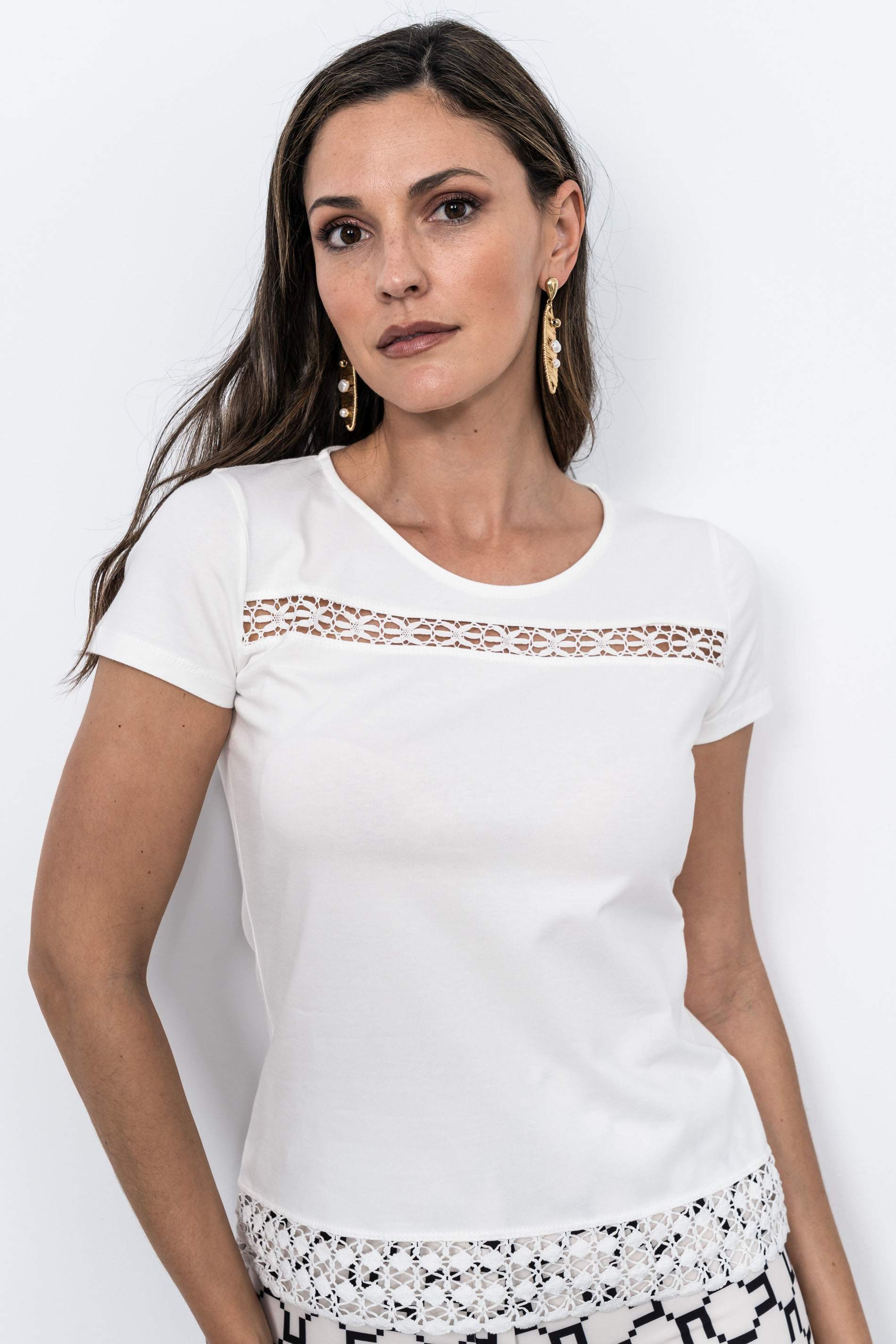 CAMISETA ENTREDÓS PECHO