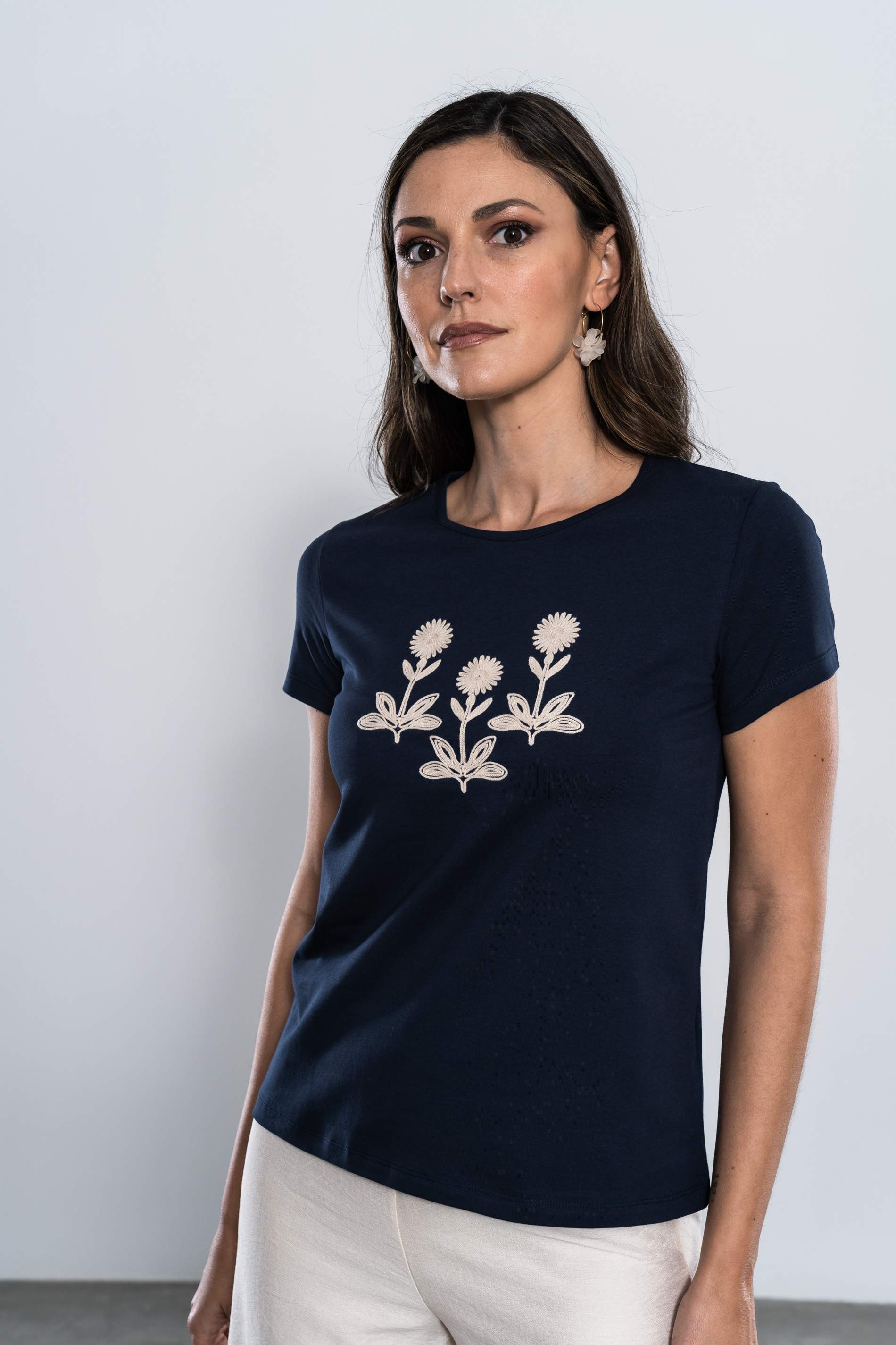 CAMISETA BORDADO CORDÓN MARINO