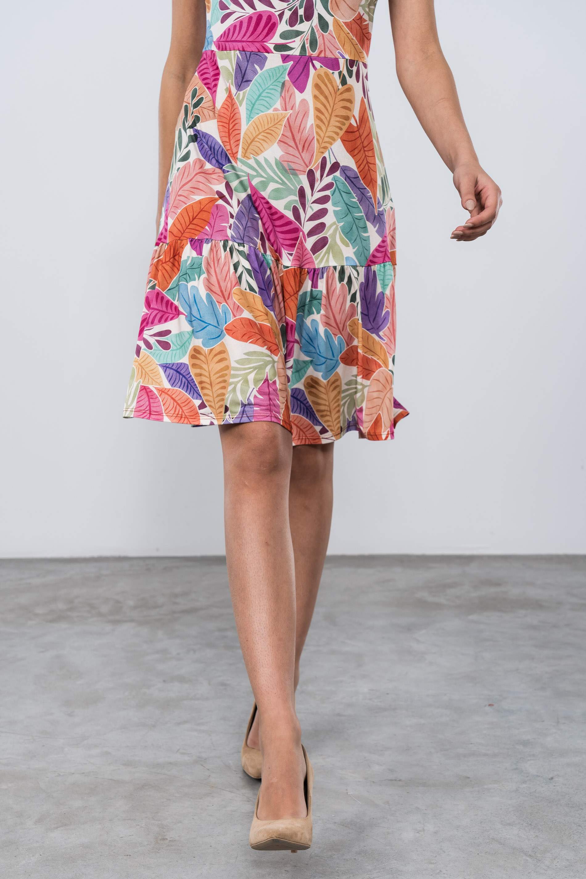VESTIDO VOLANTE HOJAS COLOR