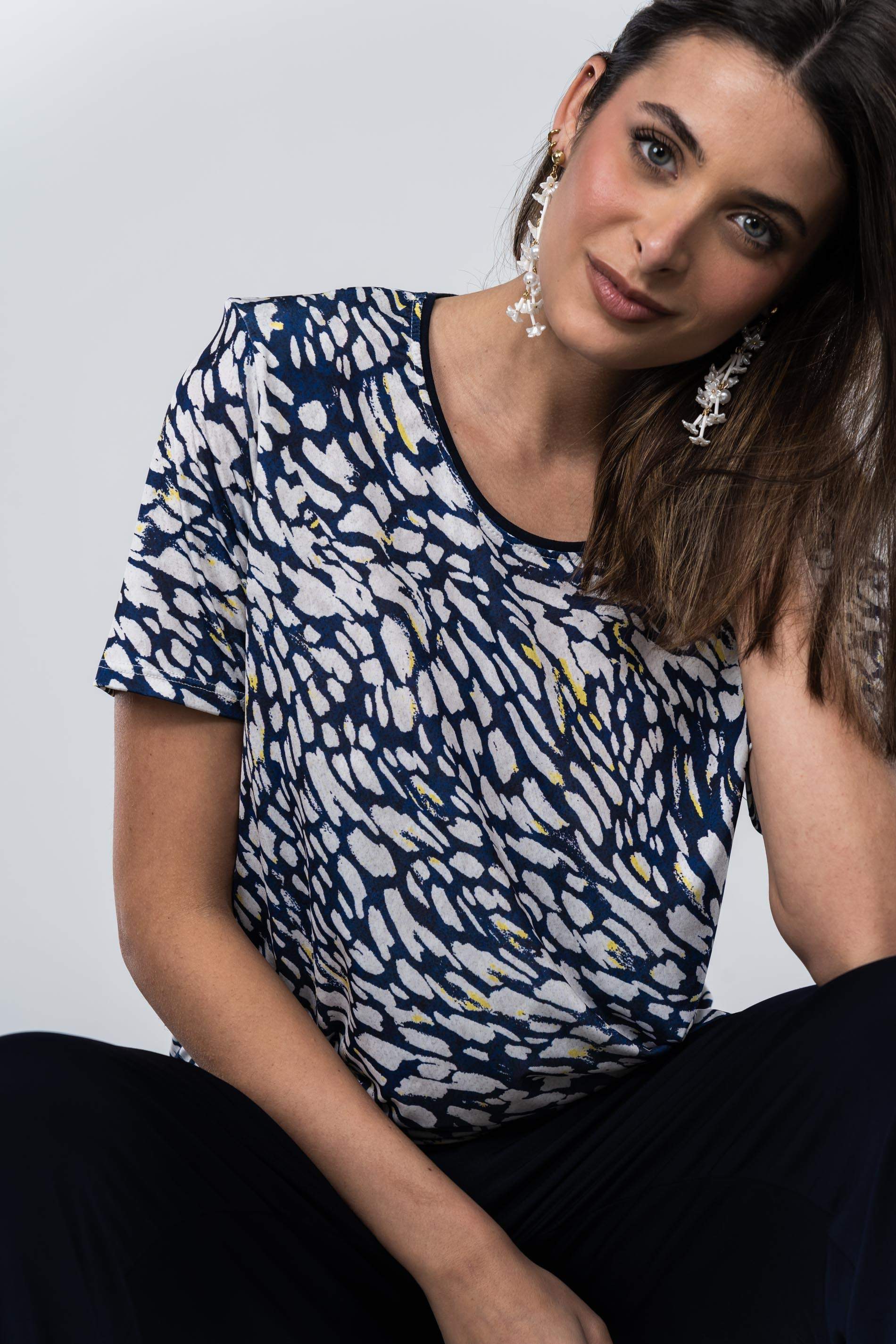 CAMISETA ESTAMPADA MANCHAS